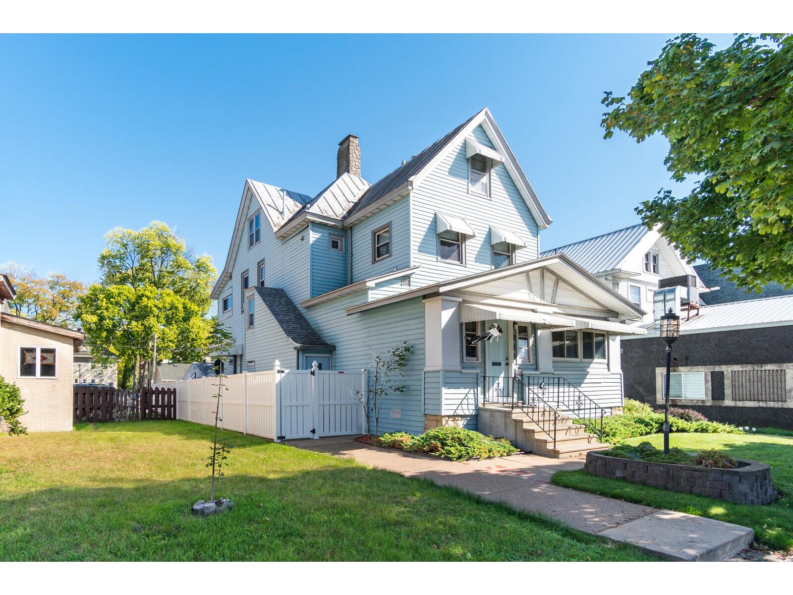 215 7th La Crosse WI 54601 1938488 image1