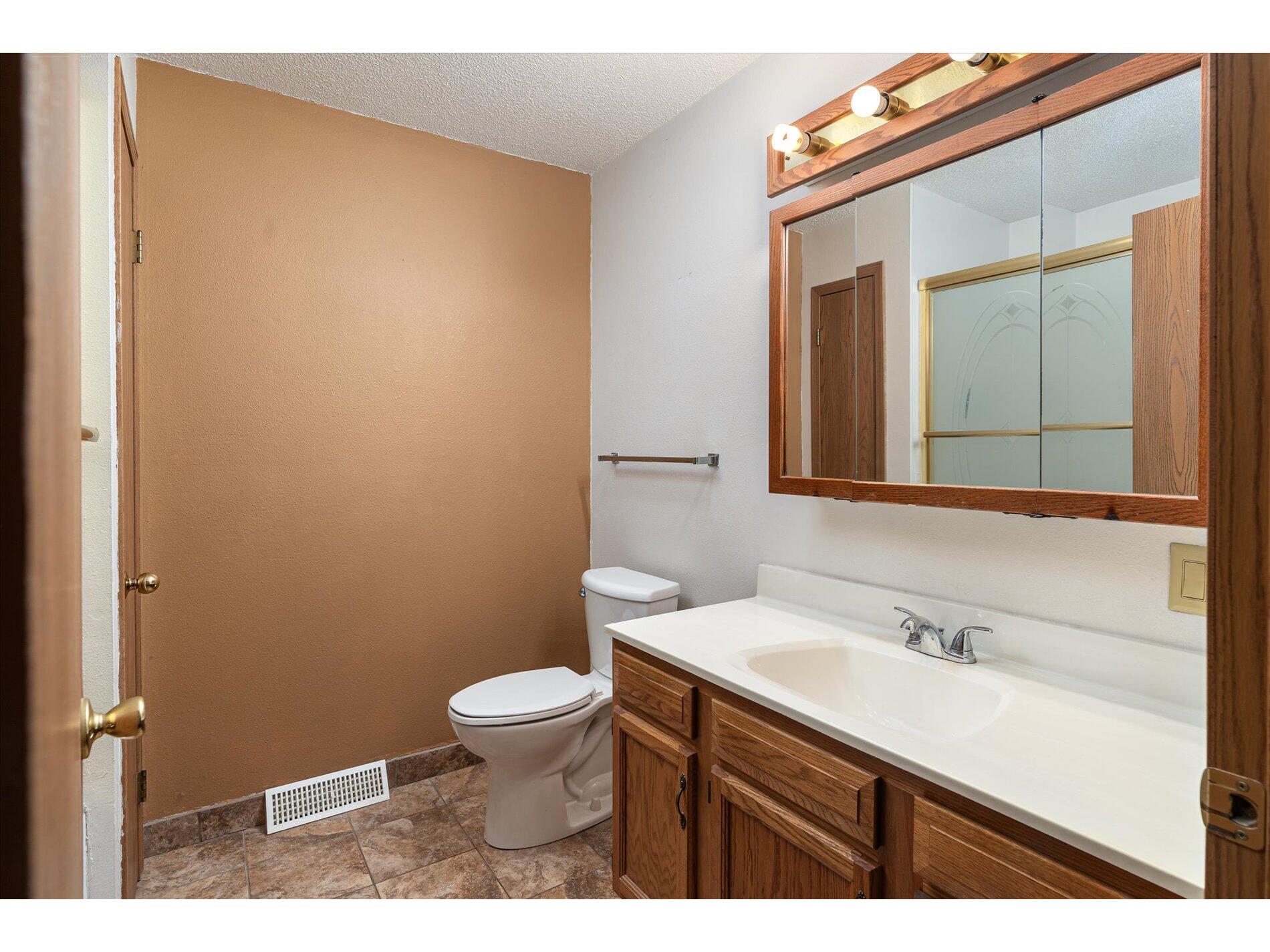 215 Coon Prairie Westby WI 54667 1940586 image17