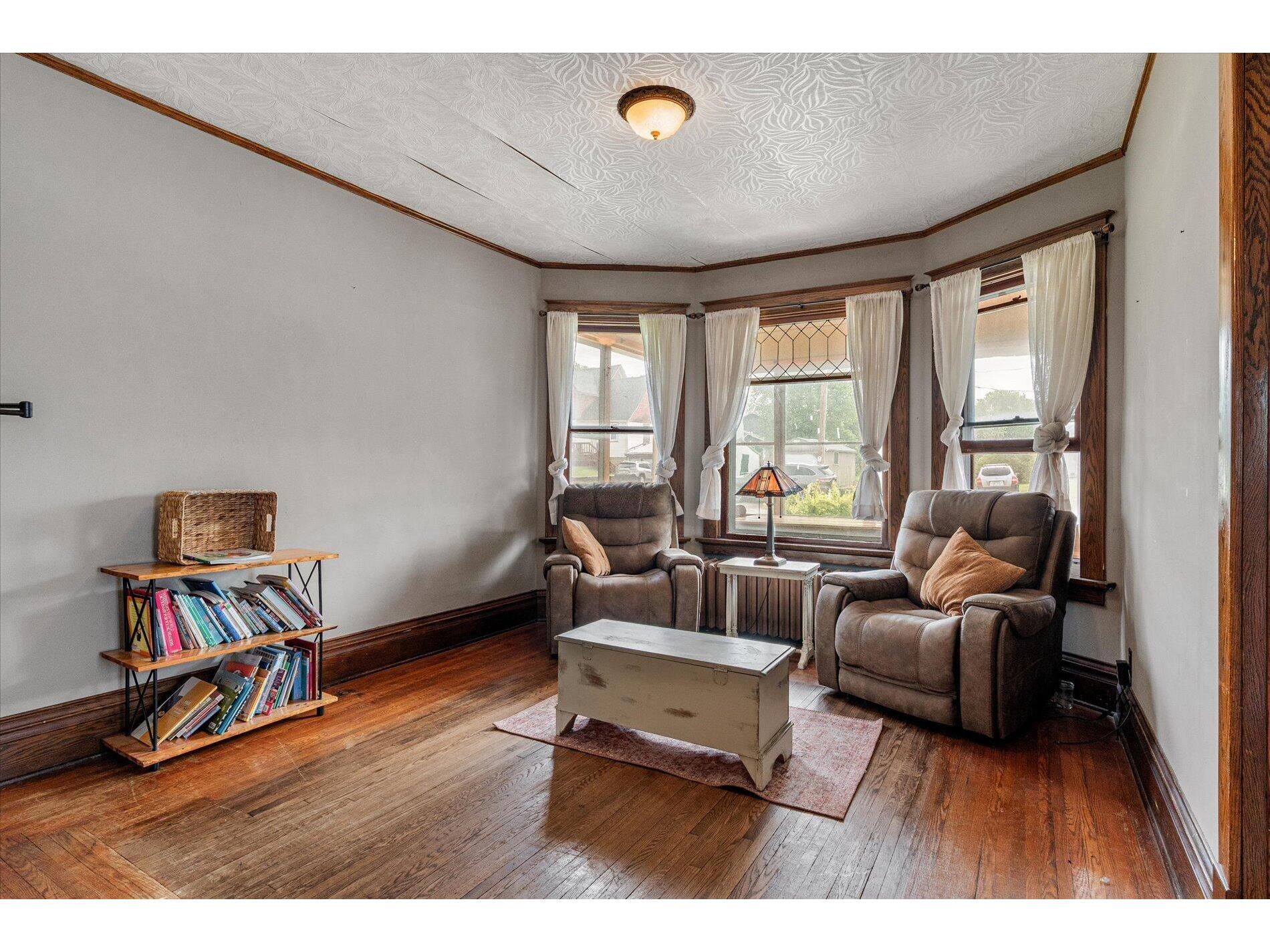 215 N Cushman Viola WI 54664 1963901 image11