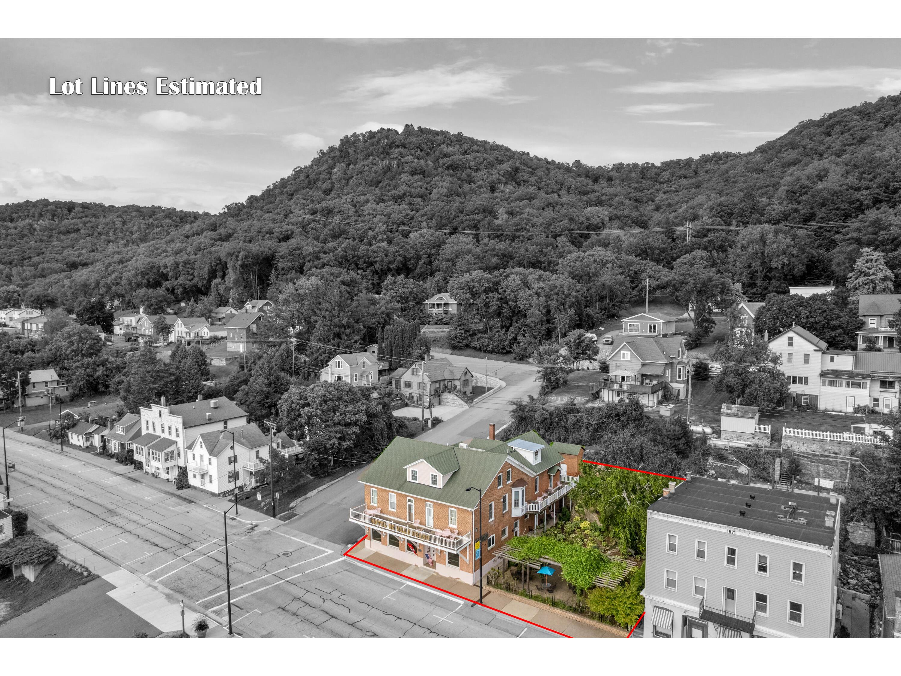 215 N Main Alma WI 54610 1931262 image1