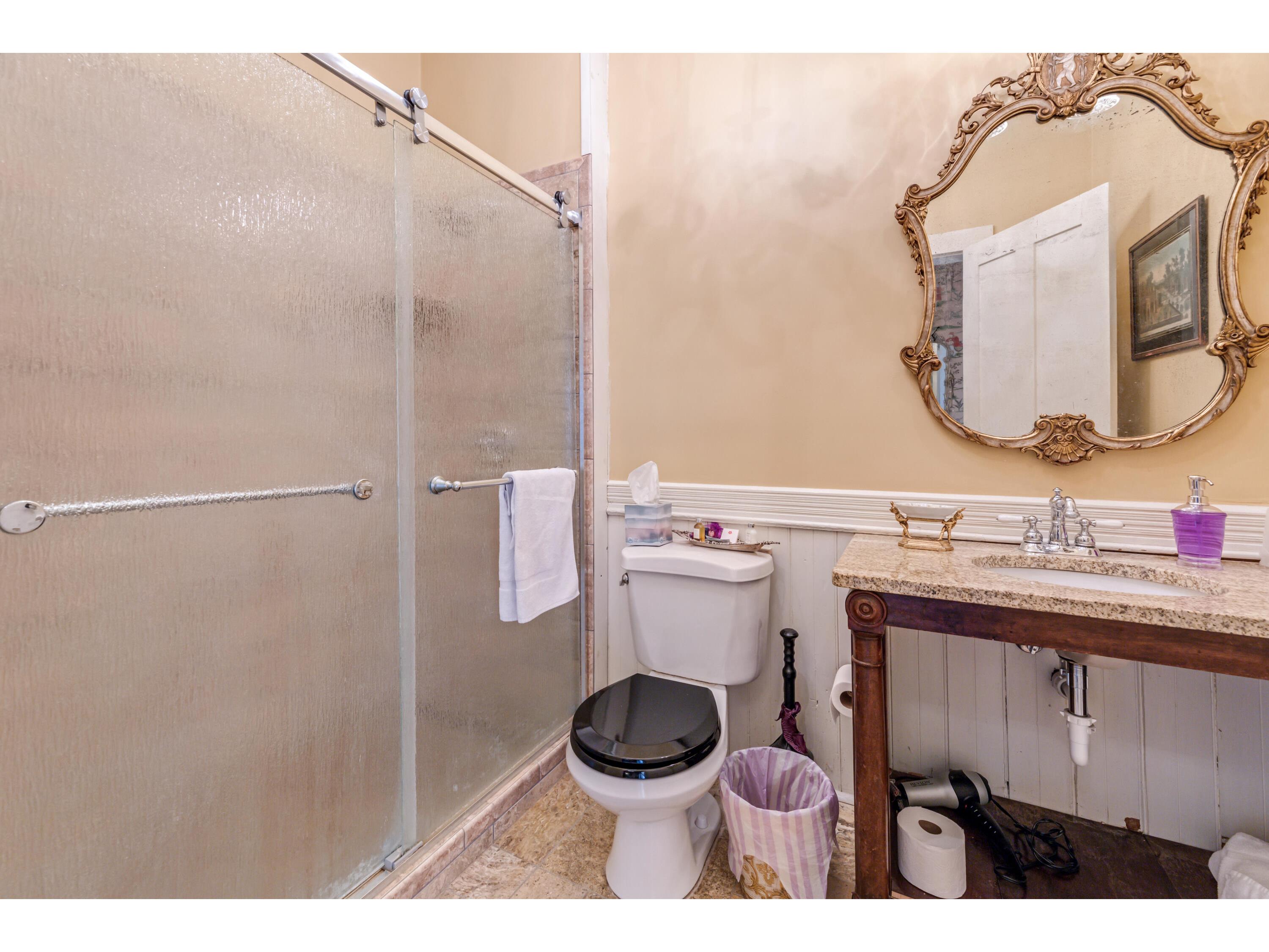 215 N Main Alma WI 54610 1931262 image17