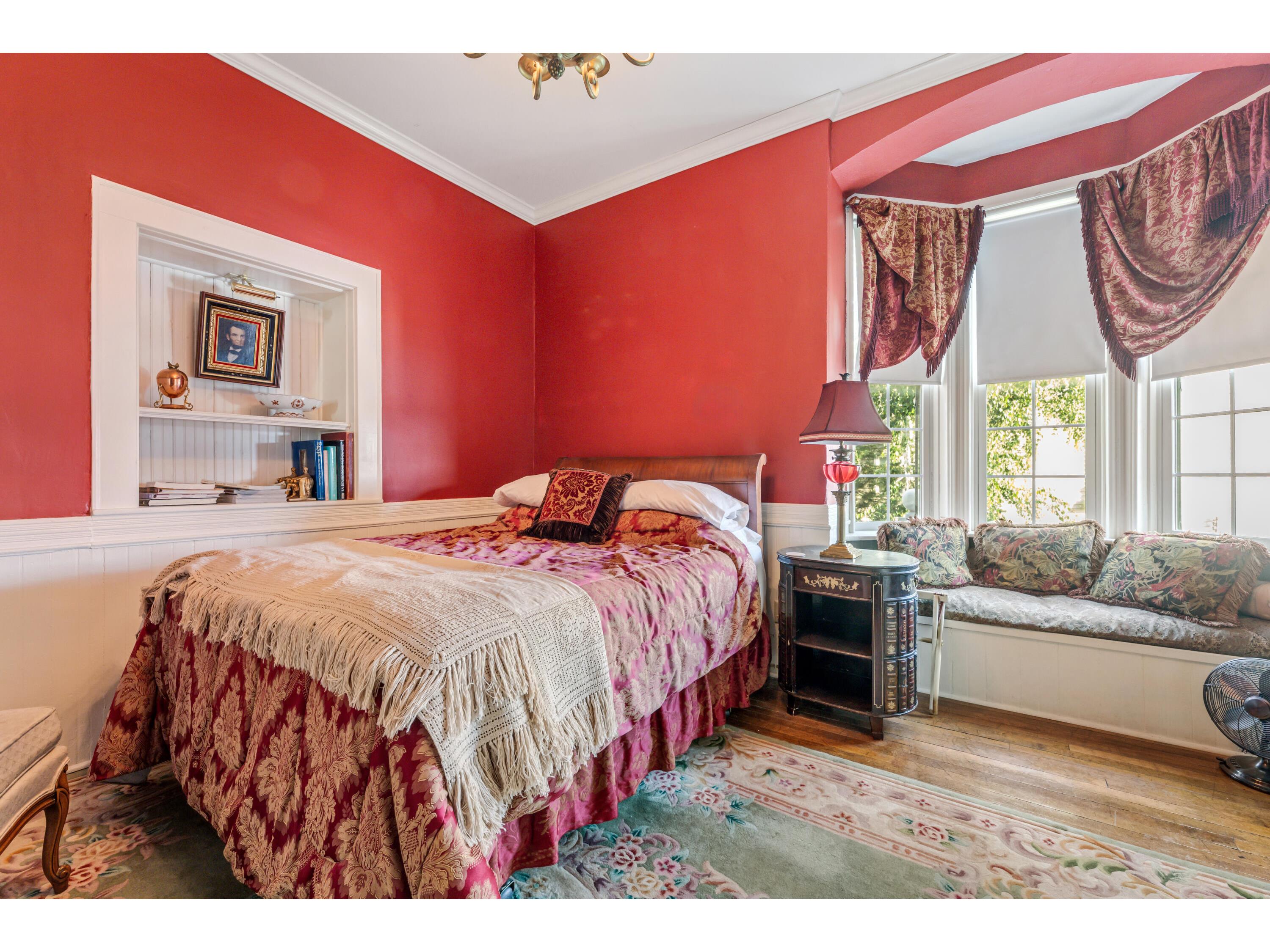 215 N Main Alma WI 54610 1931262 image20