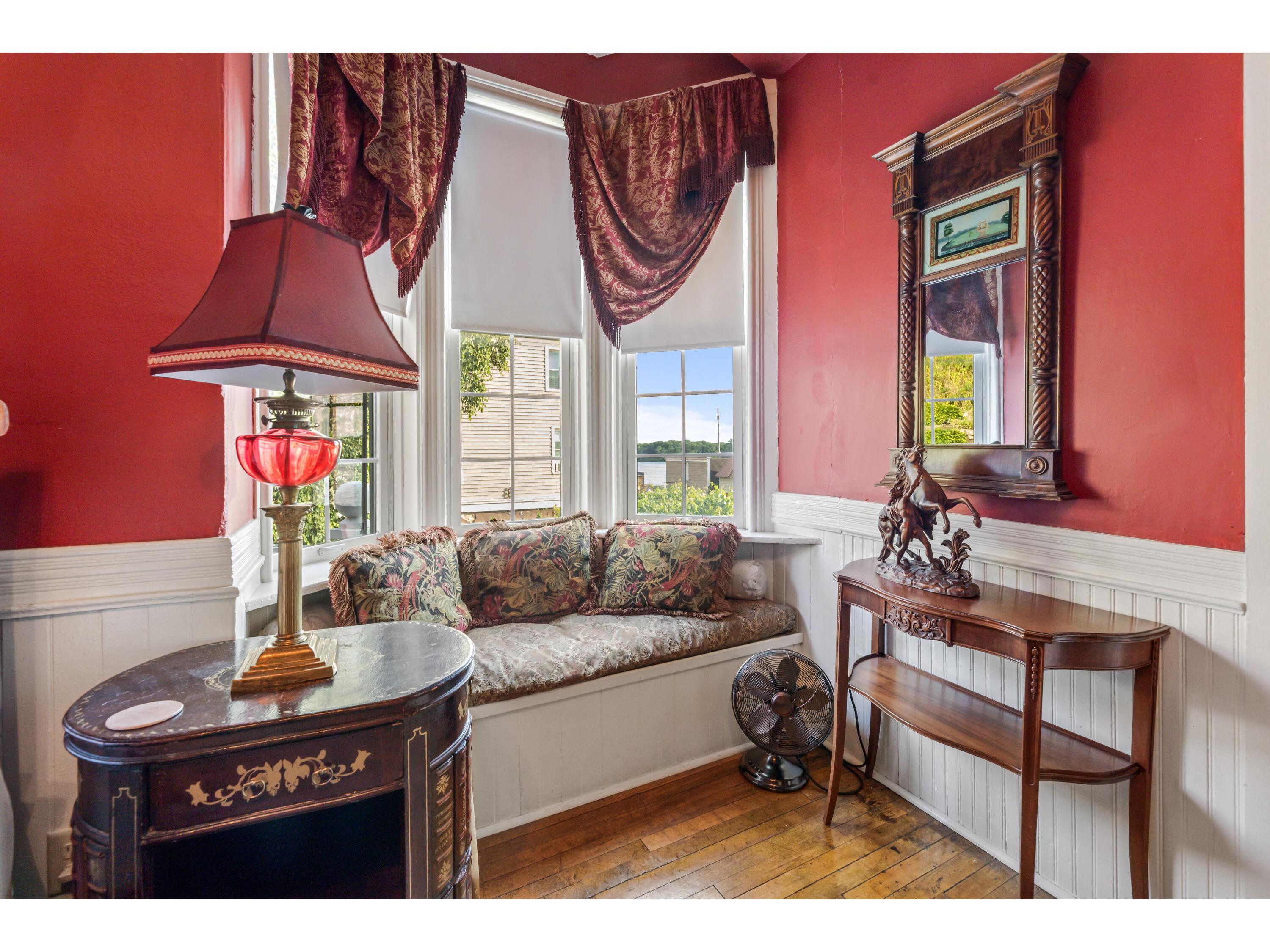 215 N Main Alma WI 54610 1931262 image21