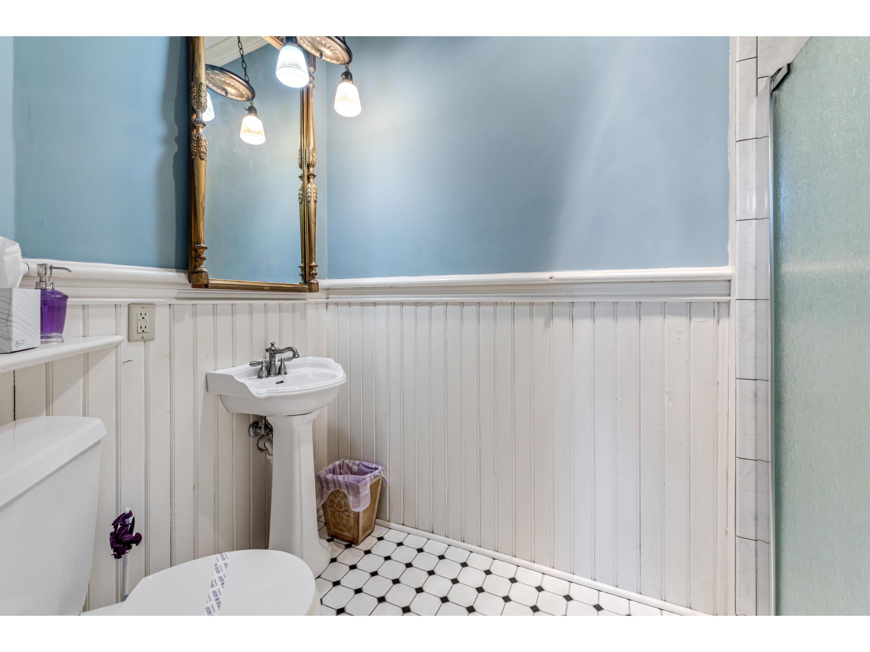 215 N Main Alma WI 54610 1931262 image25