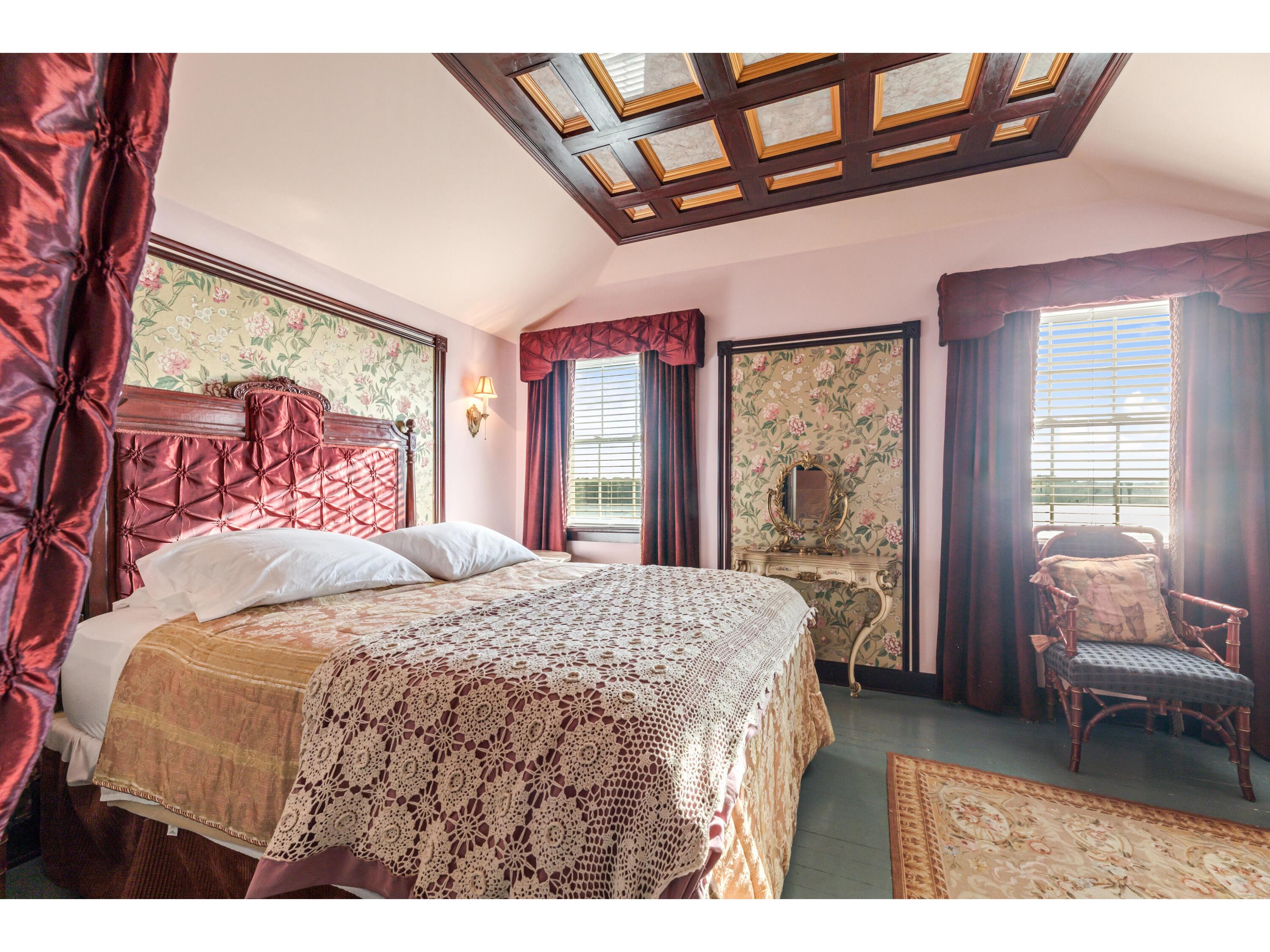 215 N Main Alma WI 54610 1931262 image31