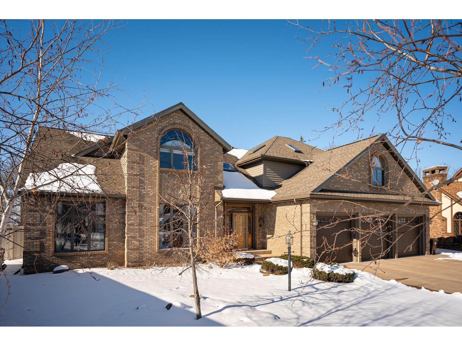 2154 Grand View Onalaska WI 54601 1824022 image1