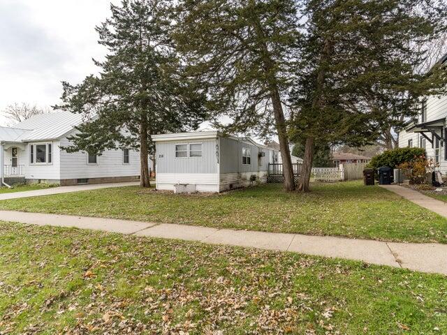216 Lincoln West Salem WI 54669 1904960 image1