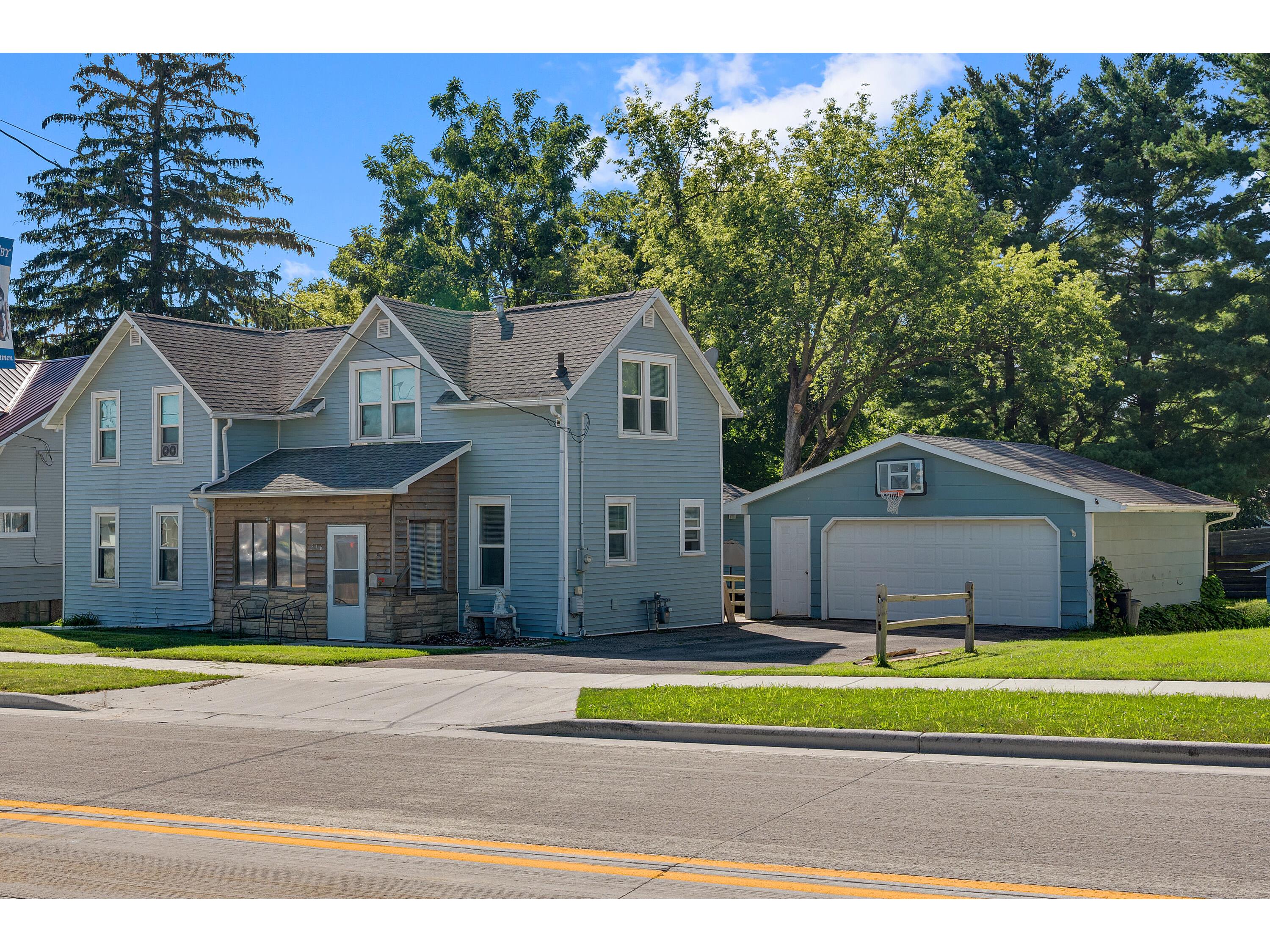 216 N Main Westby WI 54667 1937746 image1