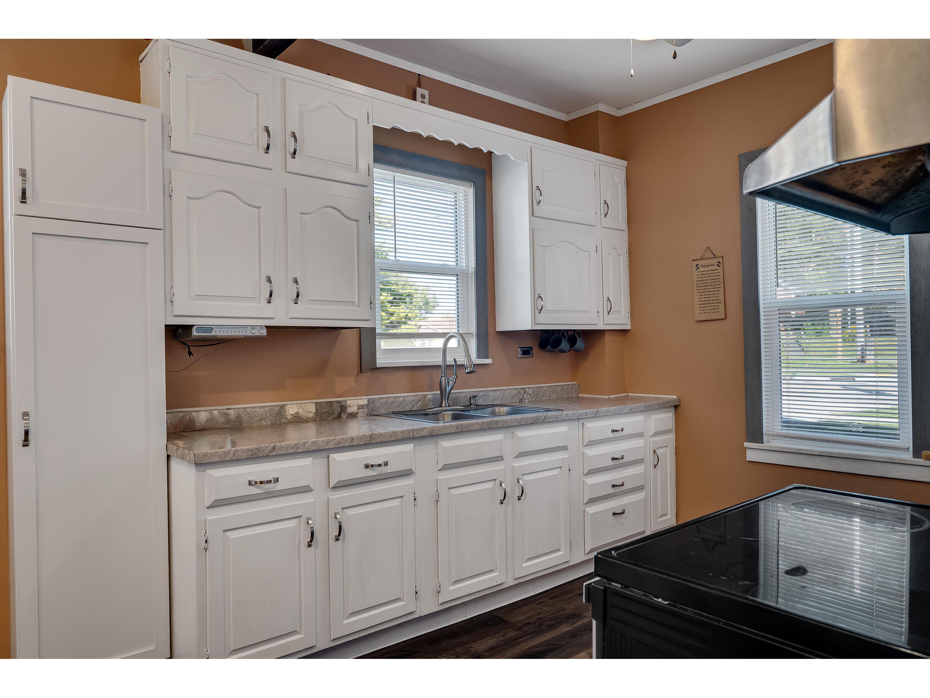 216 N Main Westby WI 54667 1937746 image7