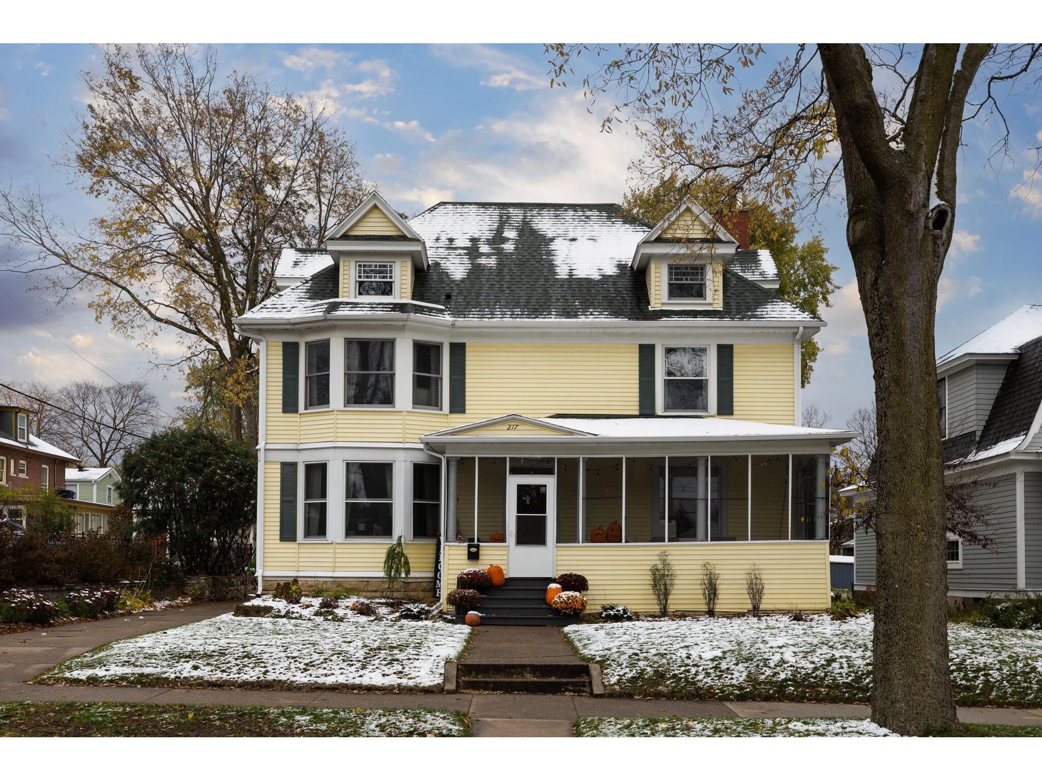 217 15th La Crosse WI 54601 1856197 image1
