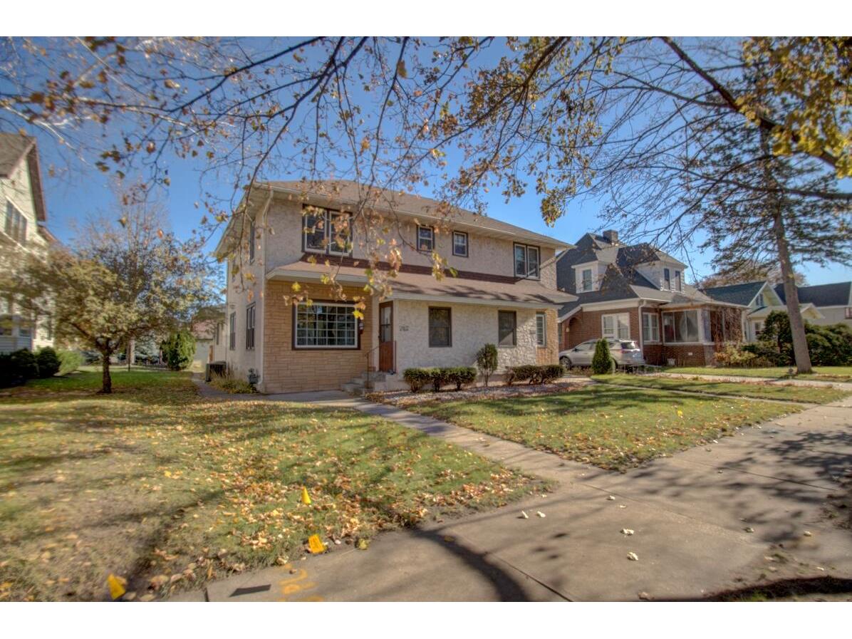 217 19th #219 La Crosse WI 54601 1857790 image1