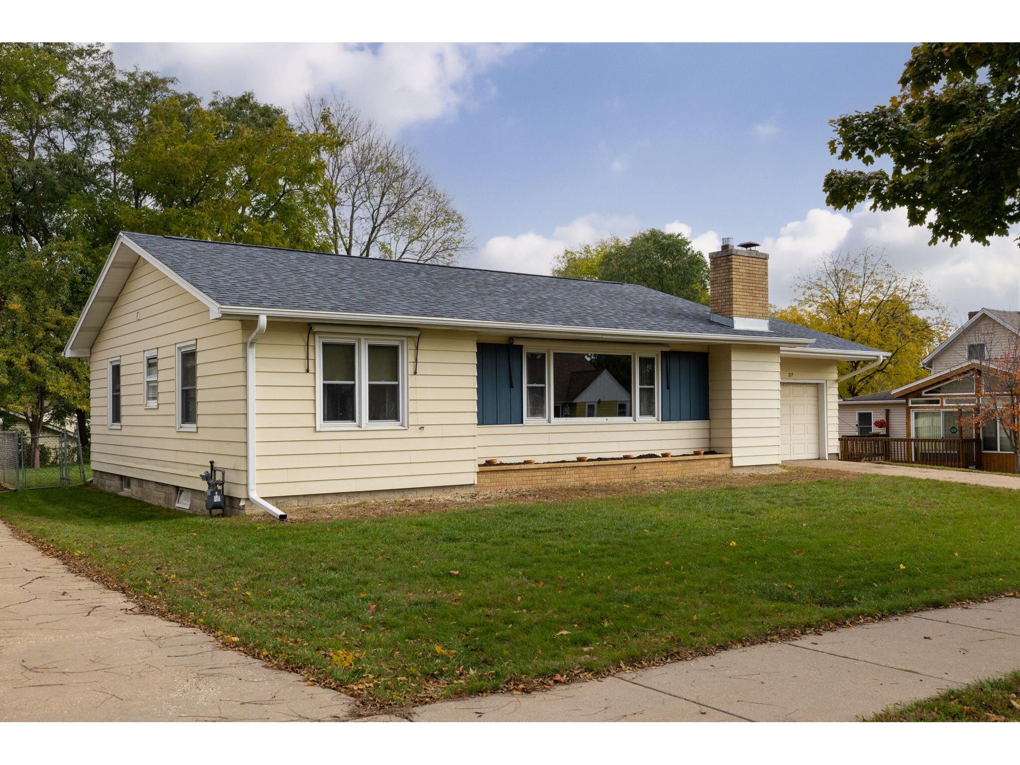 217 9th Onalaska WI 54650 1855522 image1
