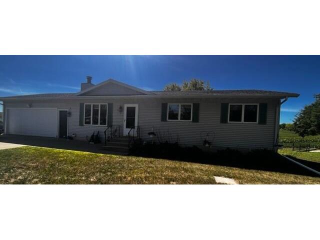 217 Adams Caledonia MN 55921 1846795 image1