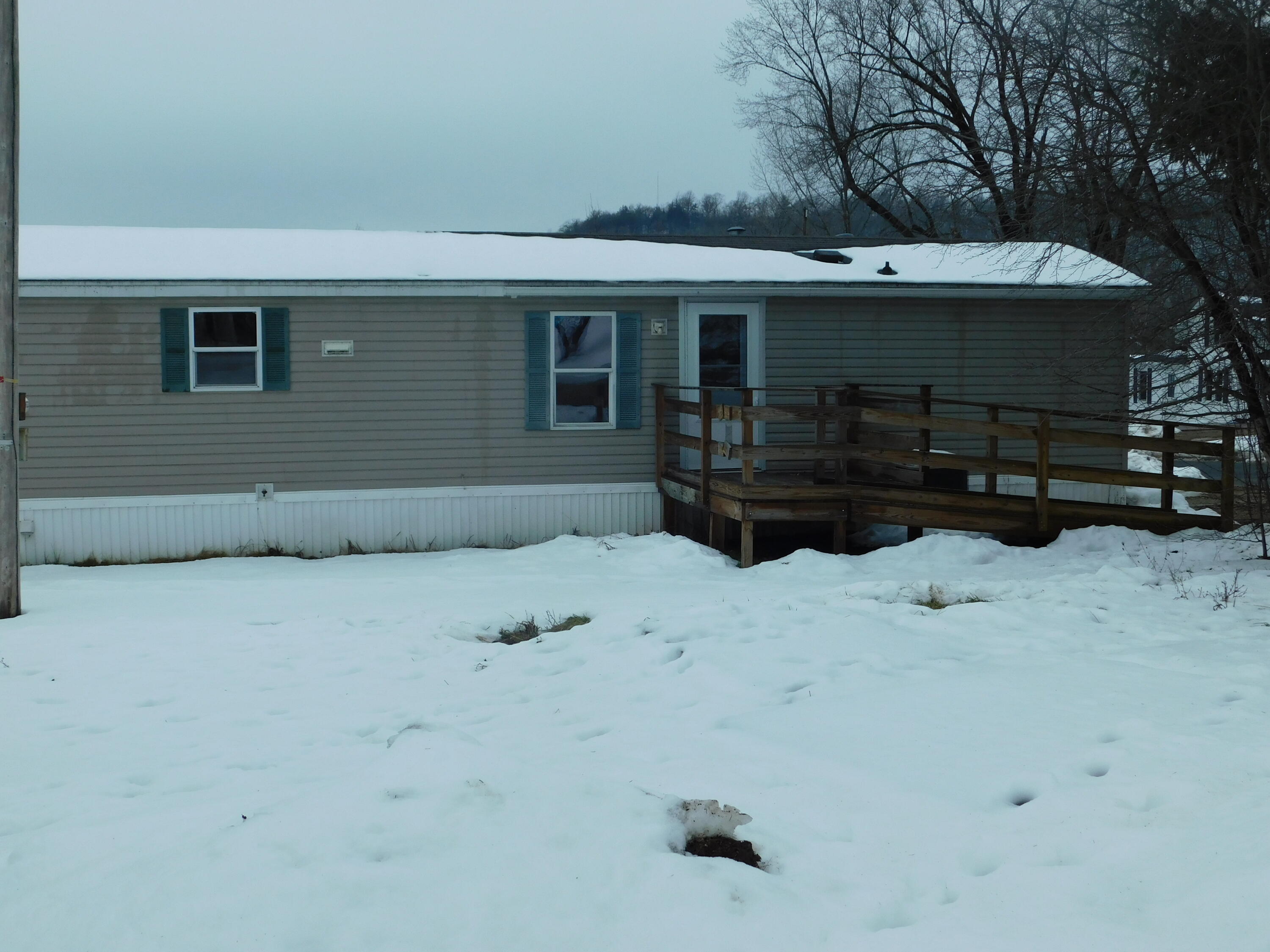 217 E Center Readstown WI 54652 1863041 image1