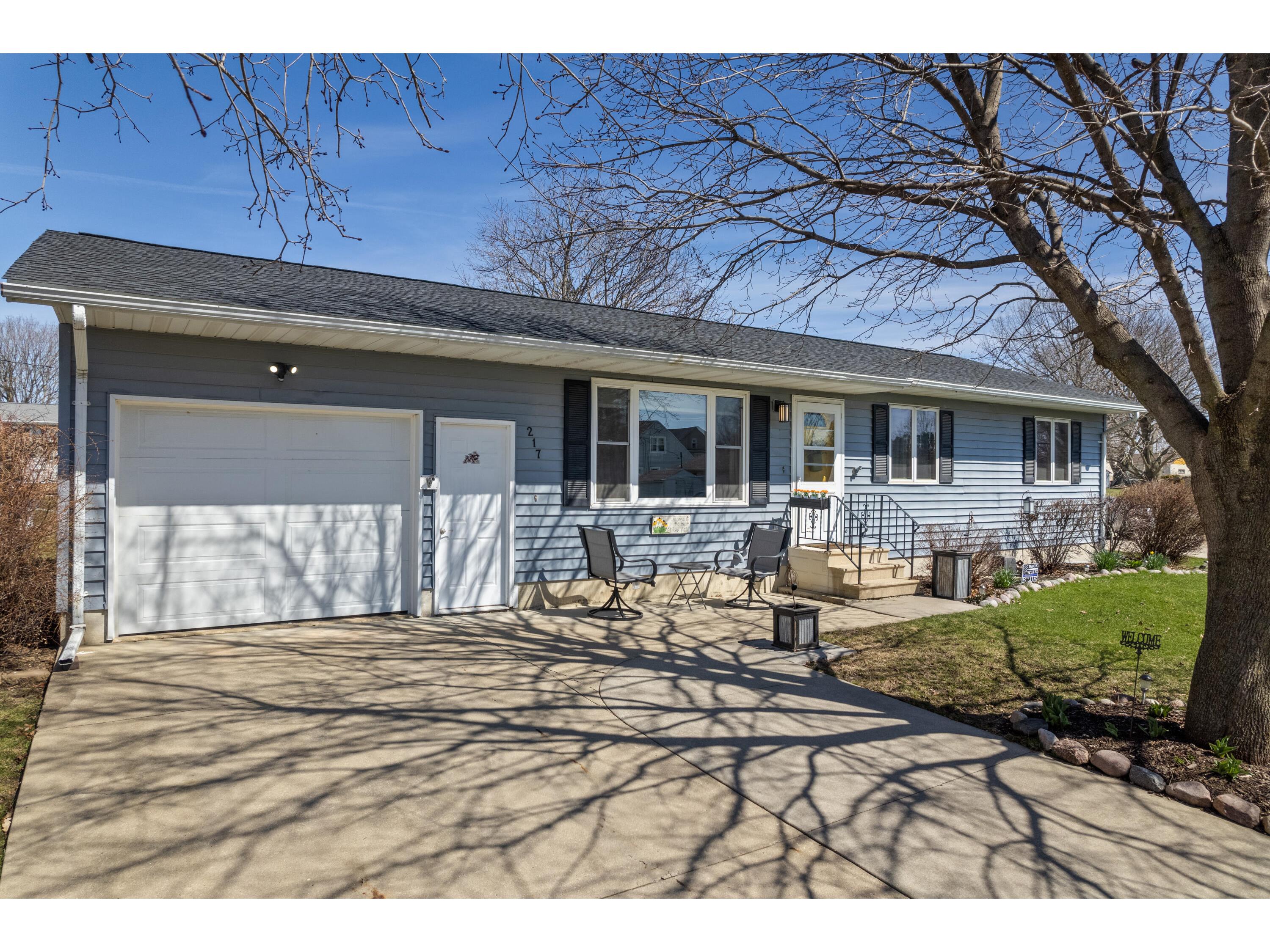 217 Grant Caledonia MN 55921 1957813 image1
