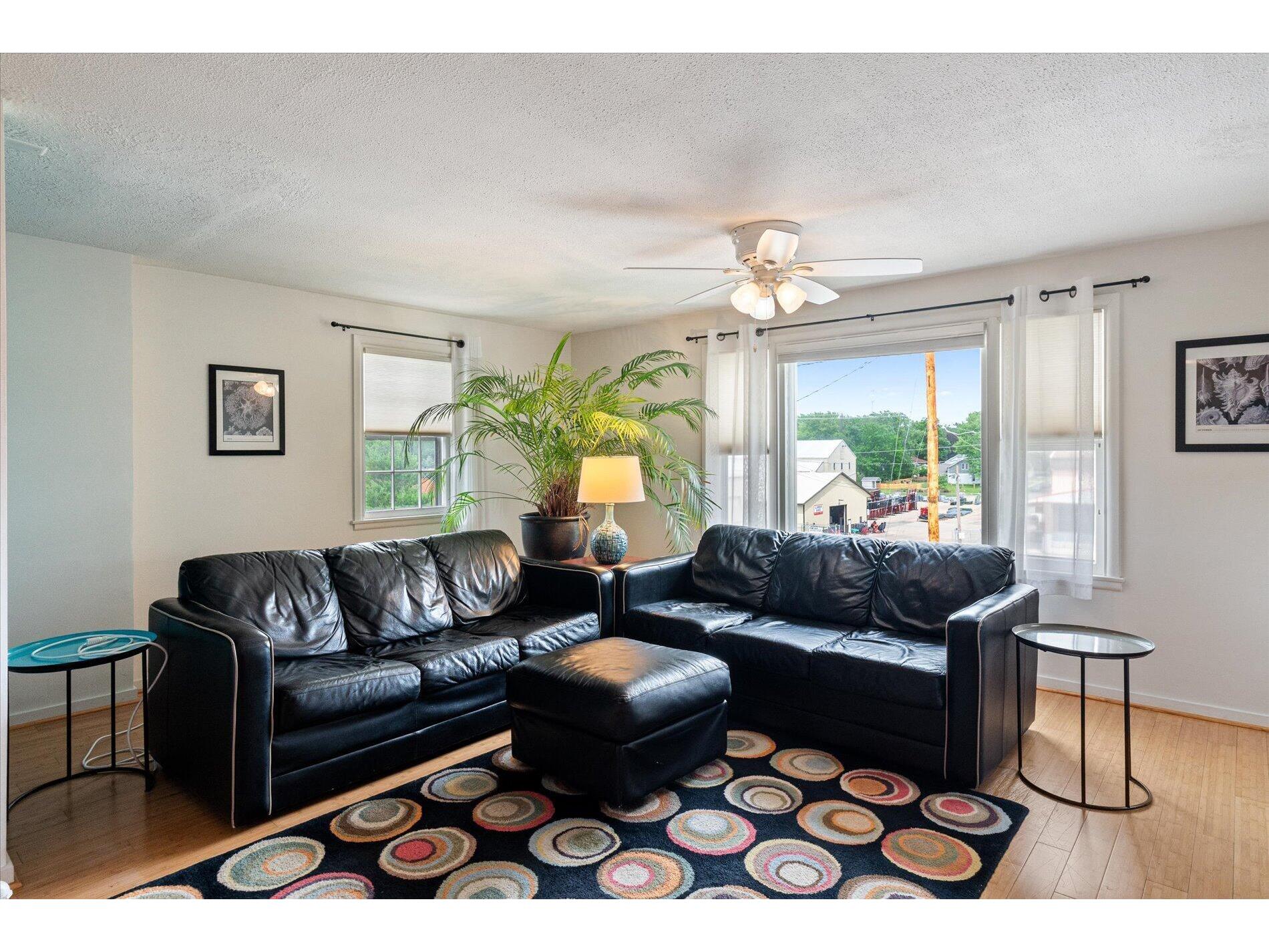 217 N Main Viroqua WI 54665 1970186 image22