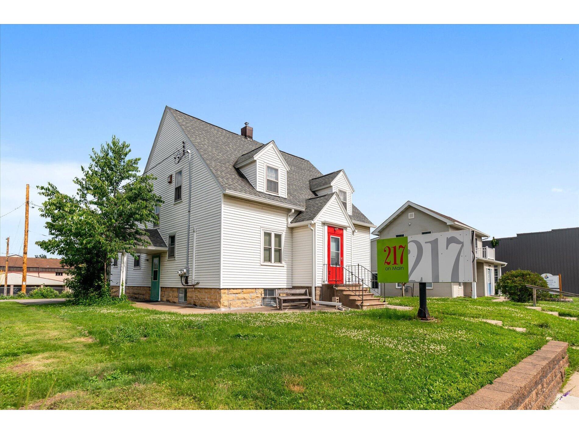 217 N Main Viroqua WI 54665 1970373 image2