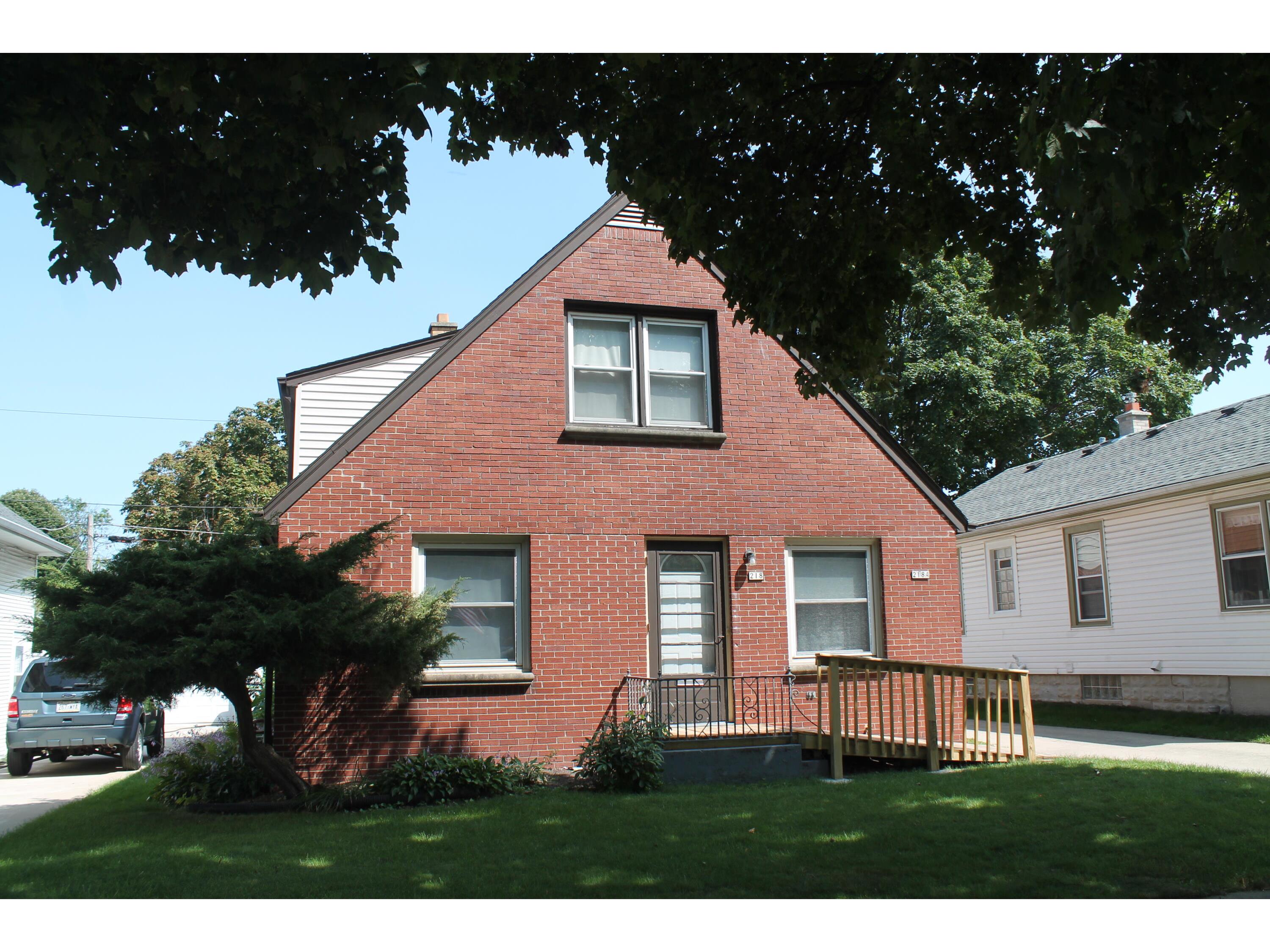 218 N 71st Milwaukee WI 53213 1888850 image1