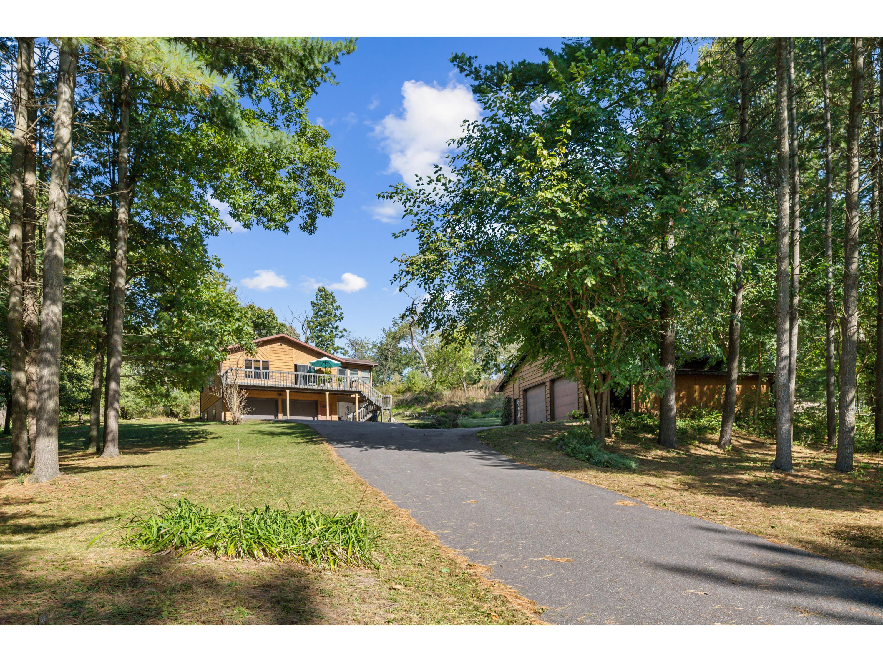 21836 Gladestone Adrian WI 54660 1894579 image1
