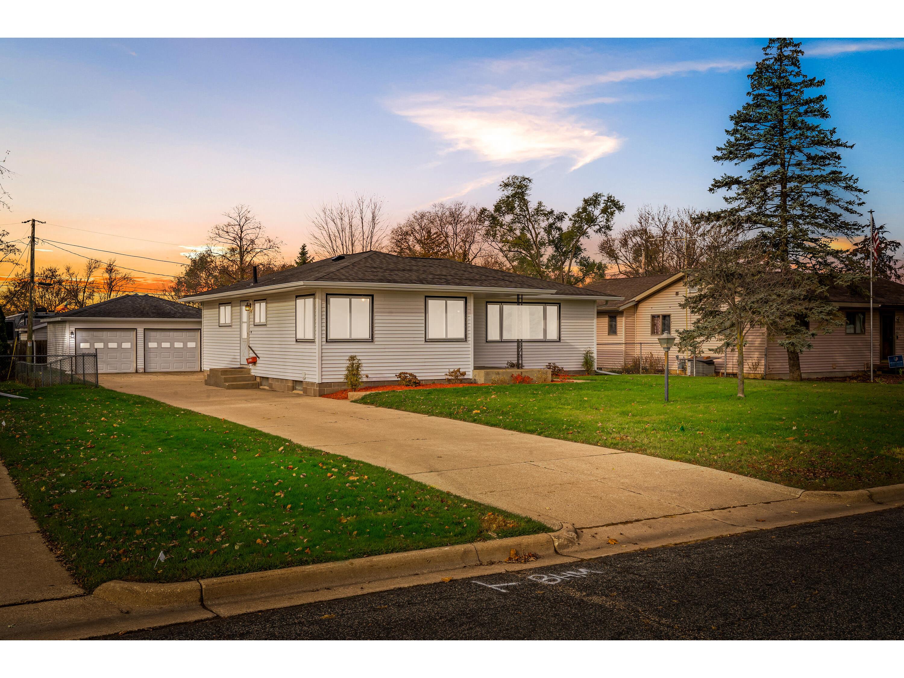 219 10th Onalaska WI 54650 1899943 image1