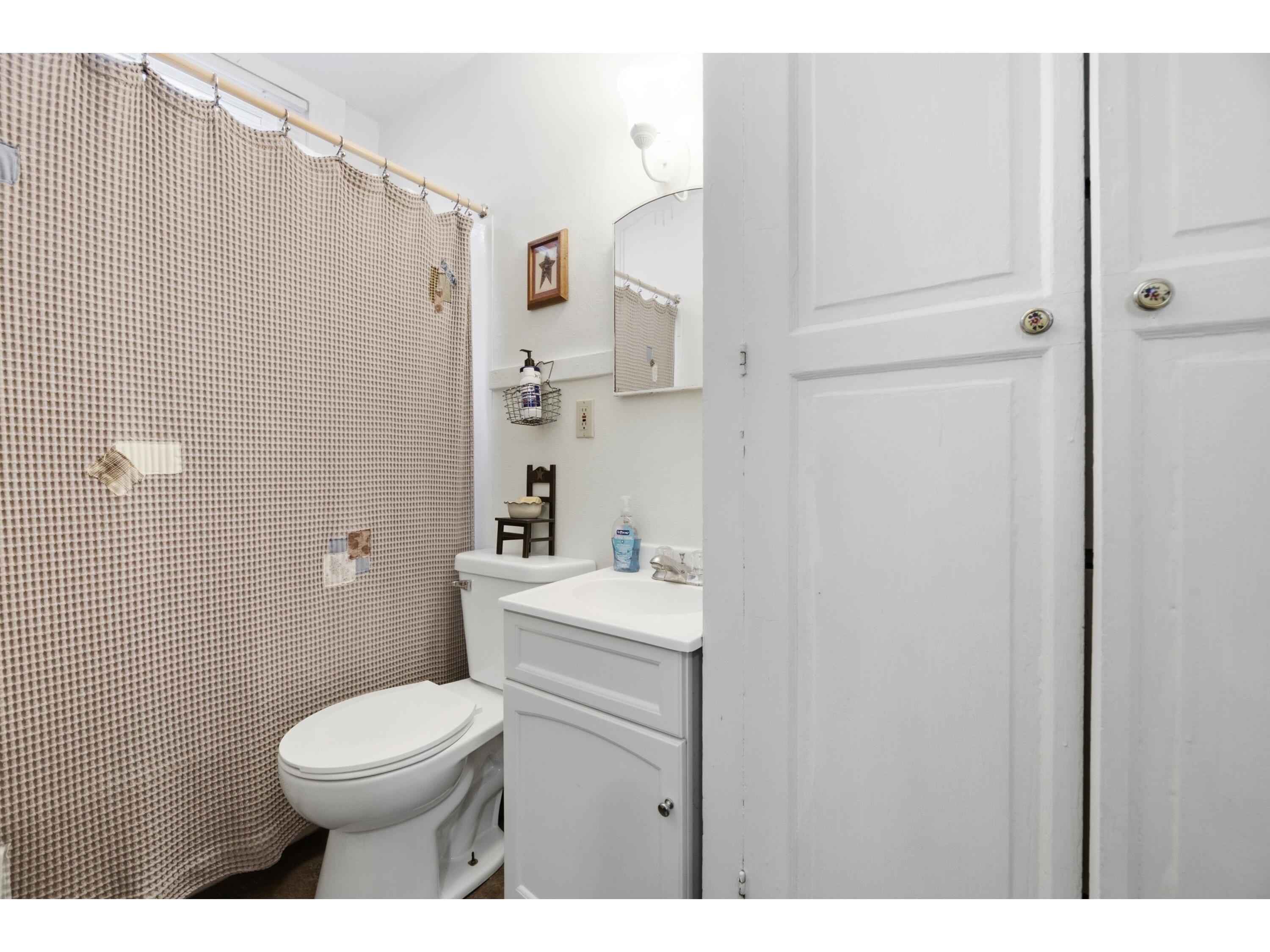 219 9th La Crosse WI 54601 1970555 image14
