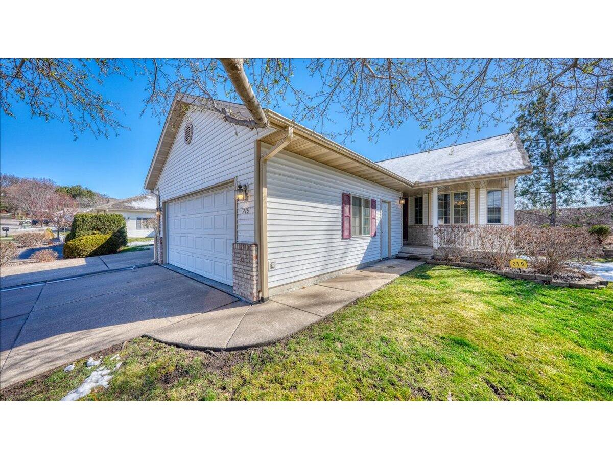 219 Heritage Onalaska WI 54650 1873186 image1