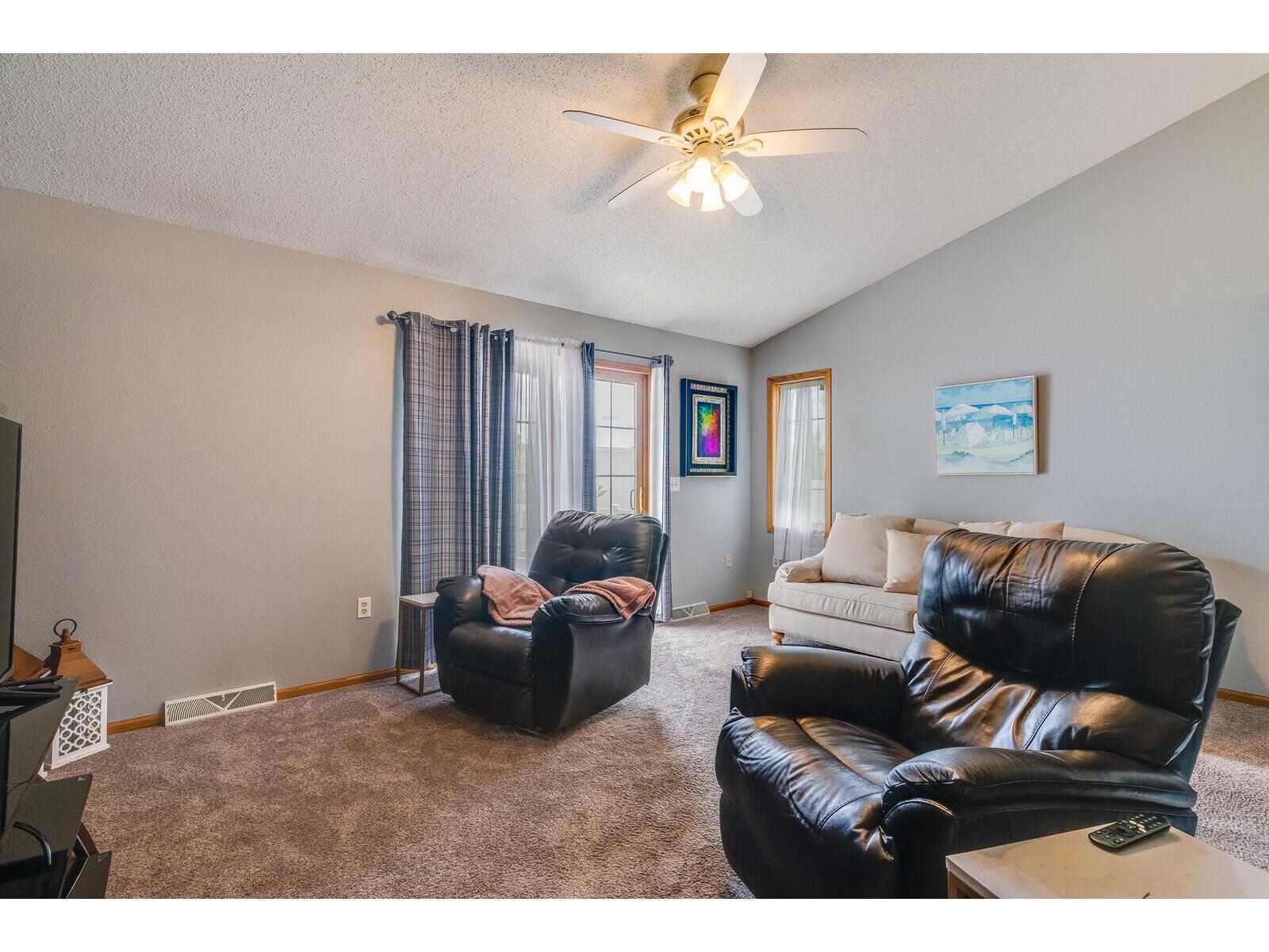 219 Heritage Onalaska WI 54650 1961576 image11