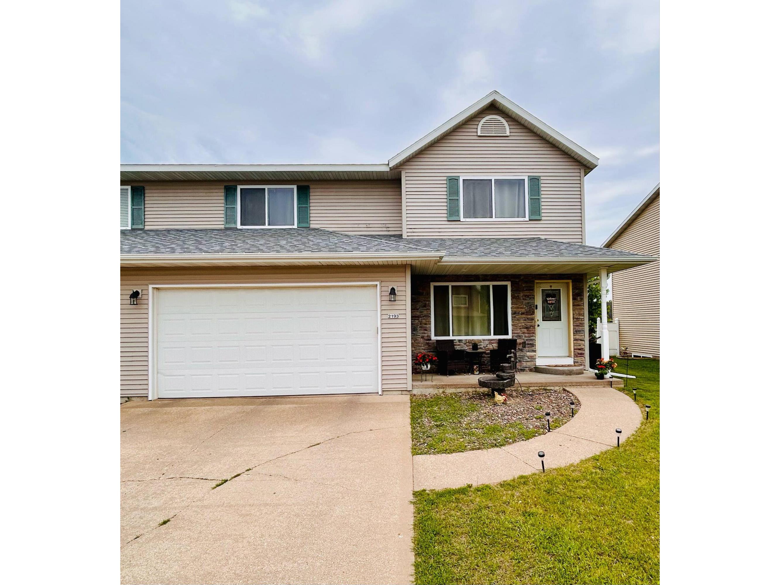 2193 Julie Sparta WI 54656 1916093 image1