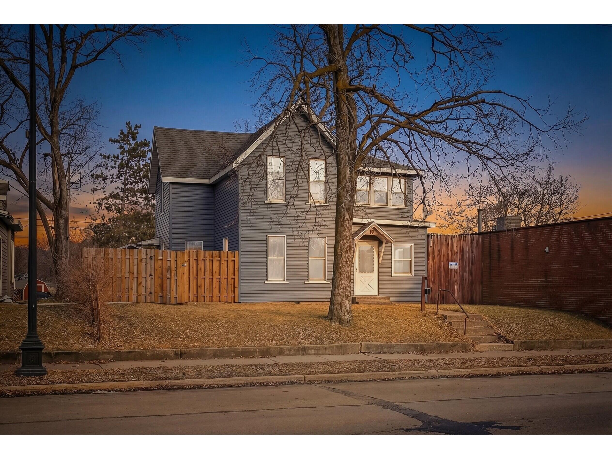 220-222 Copeland La Crosse WI 54603 1952874 image1