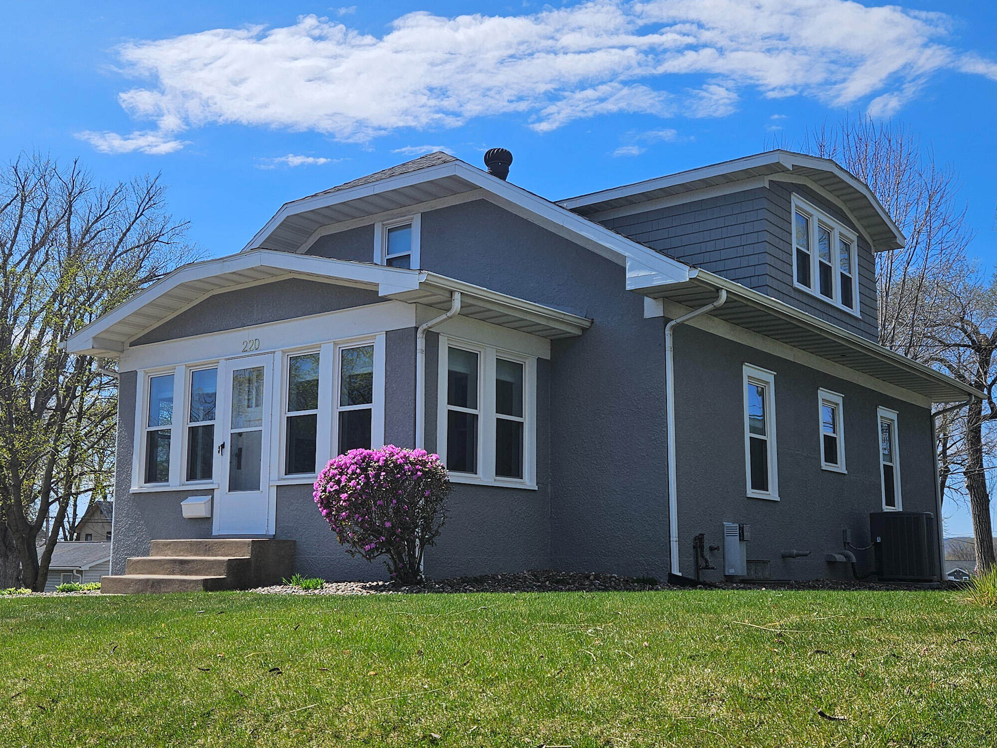 220 4th Onalaska WI 54650 1873862 image1