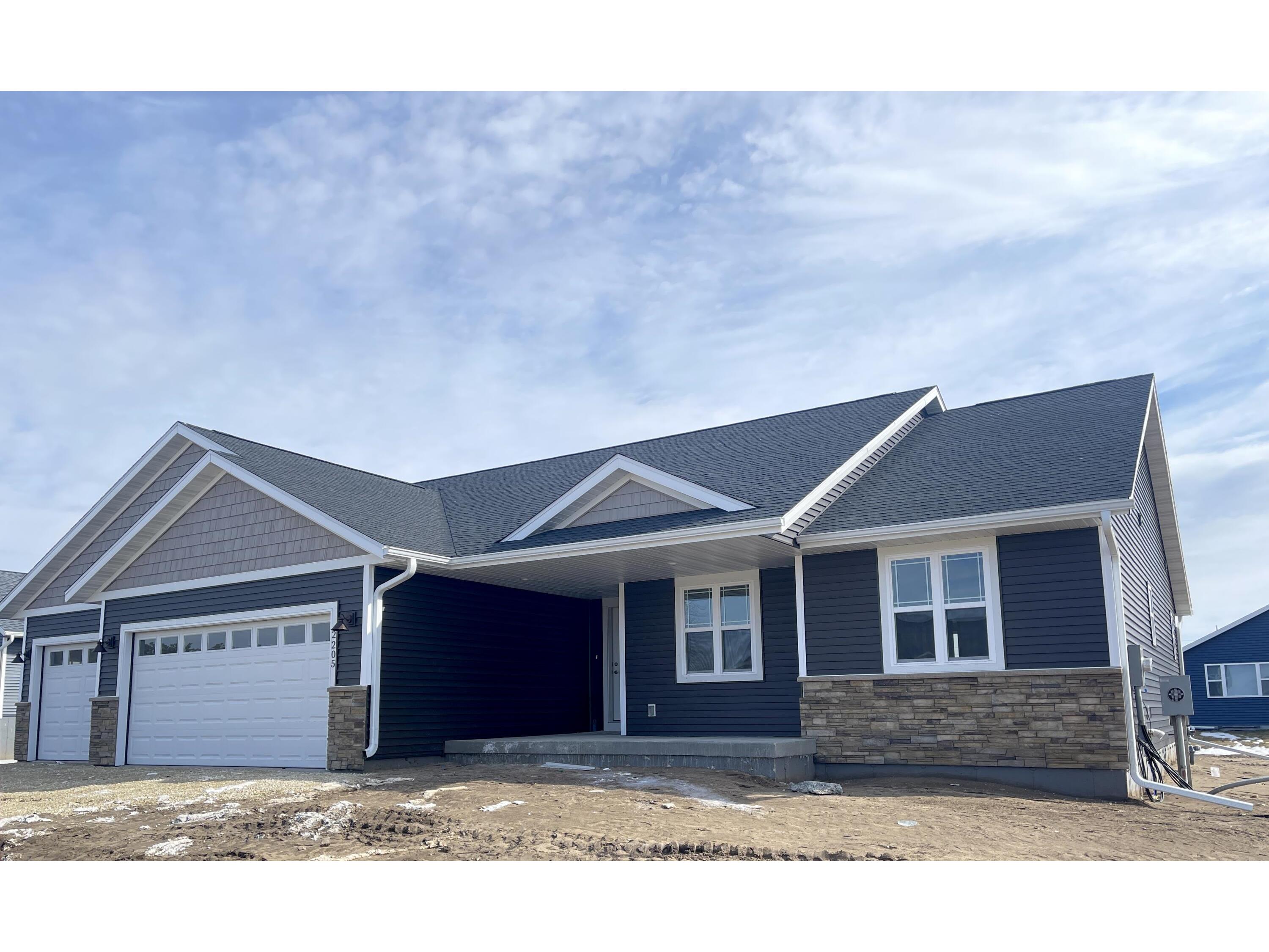 2205 Sierra Holmen WI 54636 1804463 image1