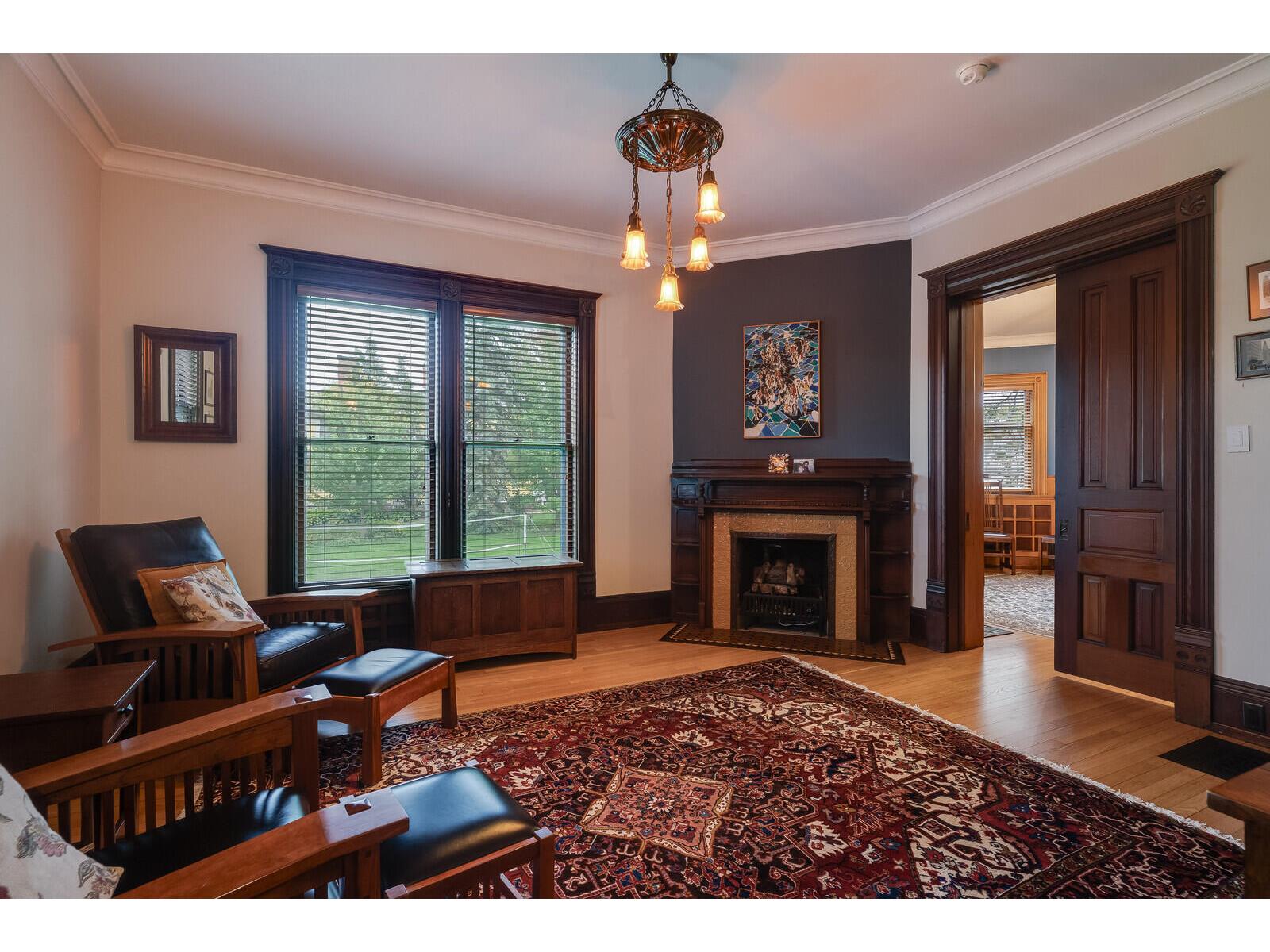 221 10th La Crosse WI 54601 1943068 image22