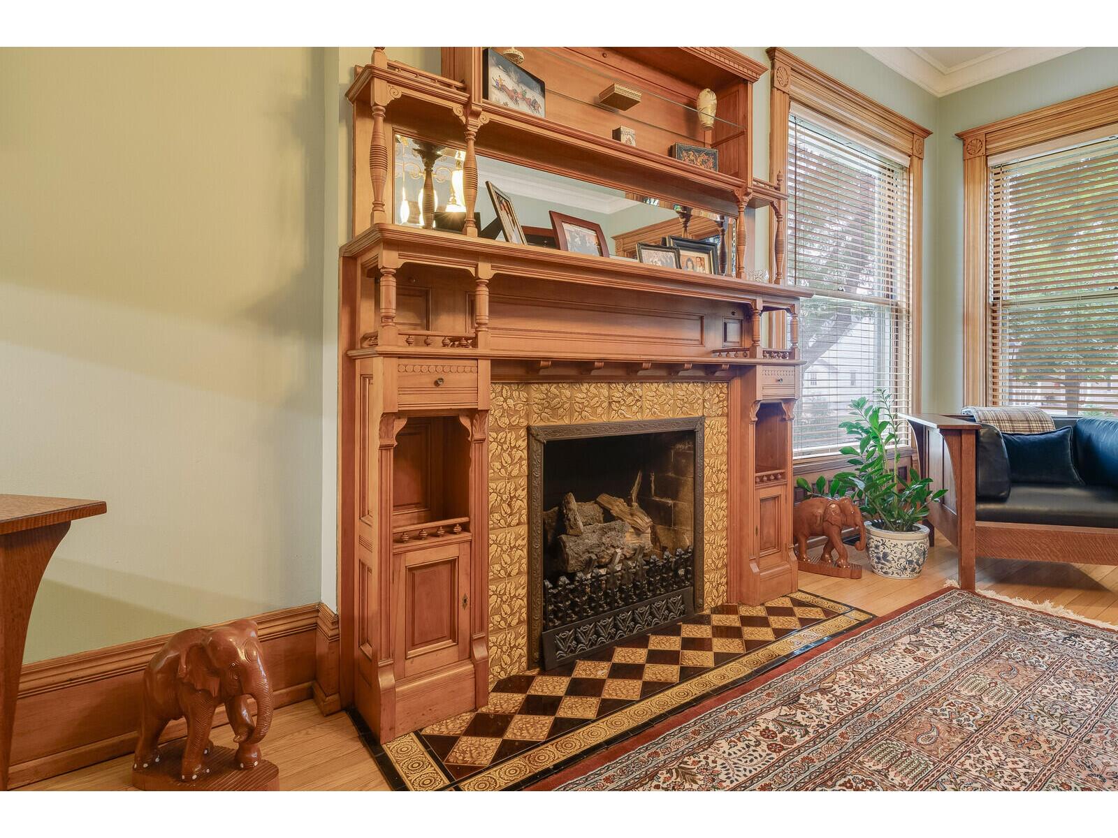 221 10th La Crosse WI 54601 1943068 image29