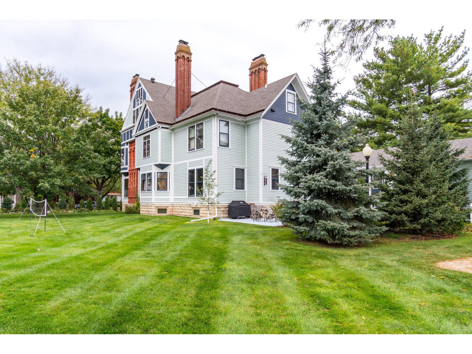 221 10th La Crosse WI 54601 1943068 image5