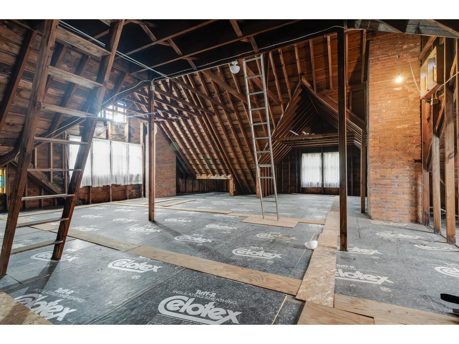 221 10th La Crosse WI 54601 1943068 image55