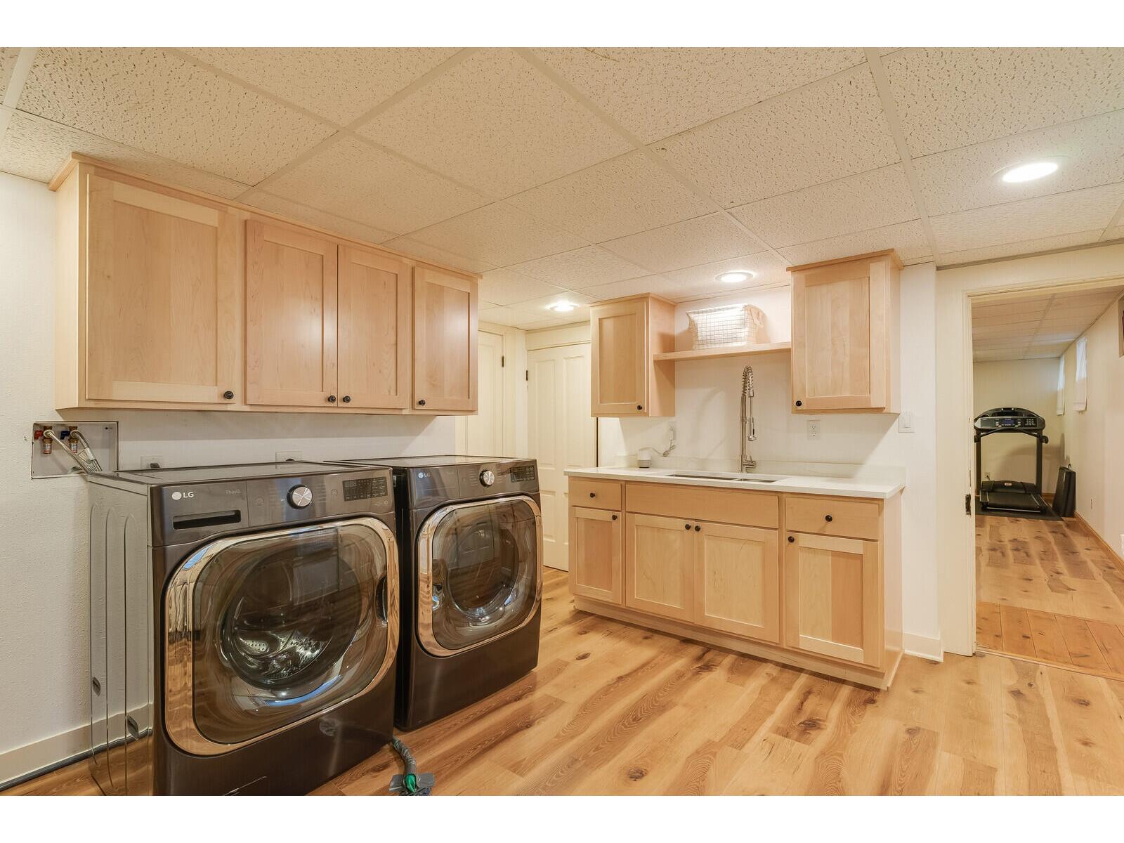 221 10th La Crosse WI 54601 1943068 image62