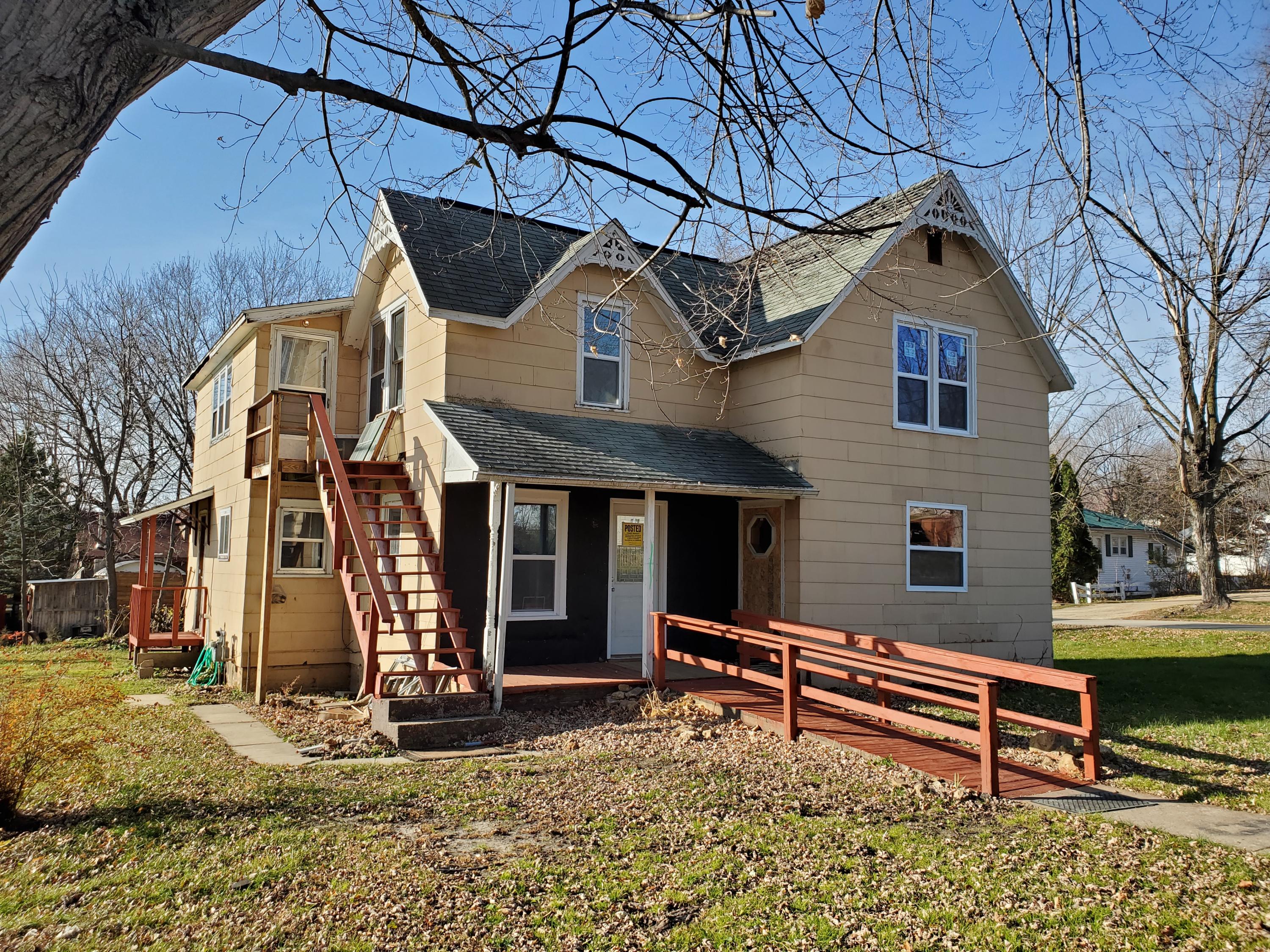 221 N State St, La Farge, WI 54639 MLS 1719922 Edina Realty