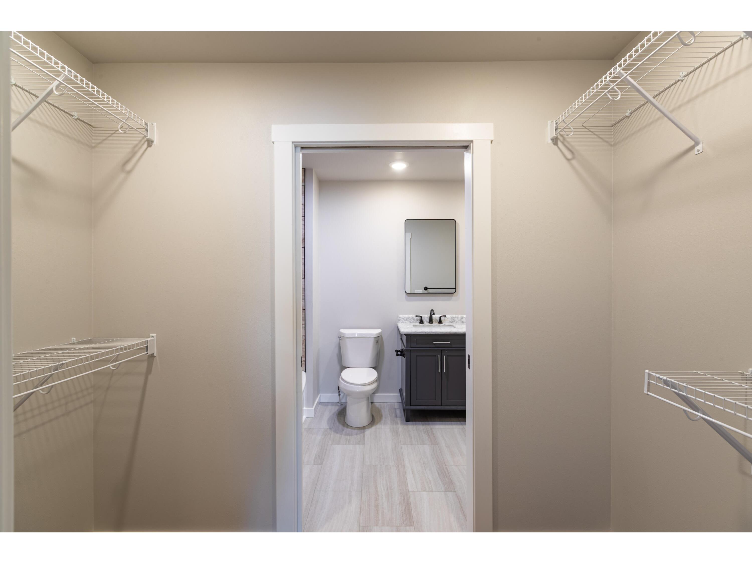 2210 Henry Johns Bangor WI 54614 1925532 image15