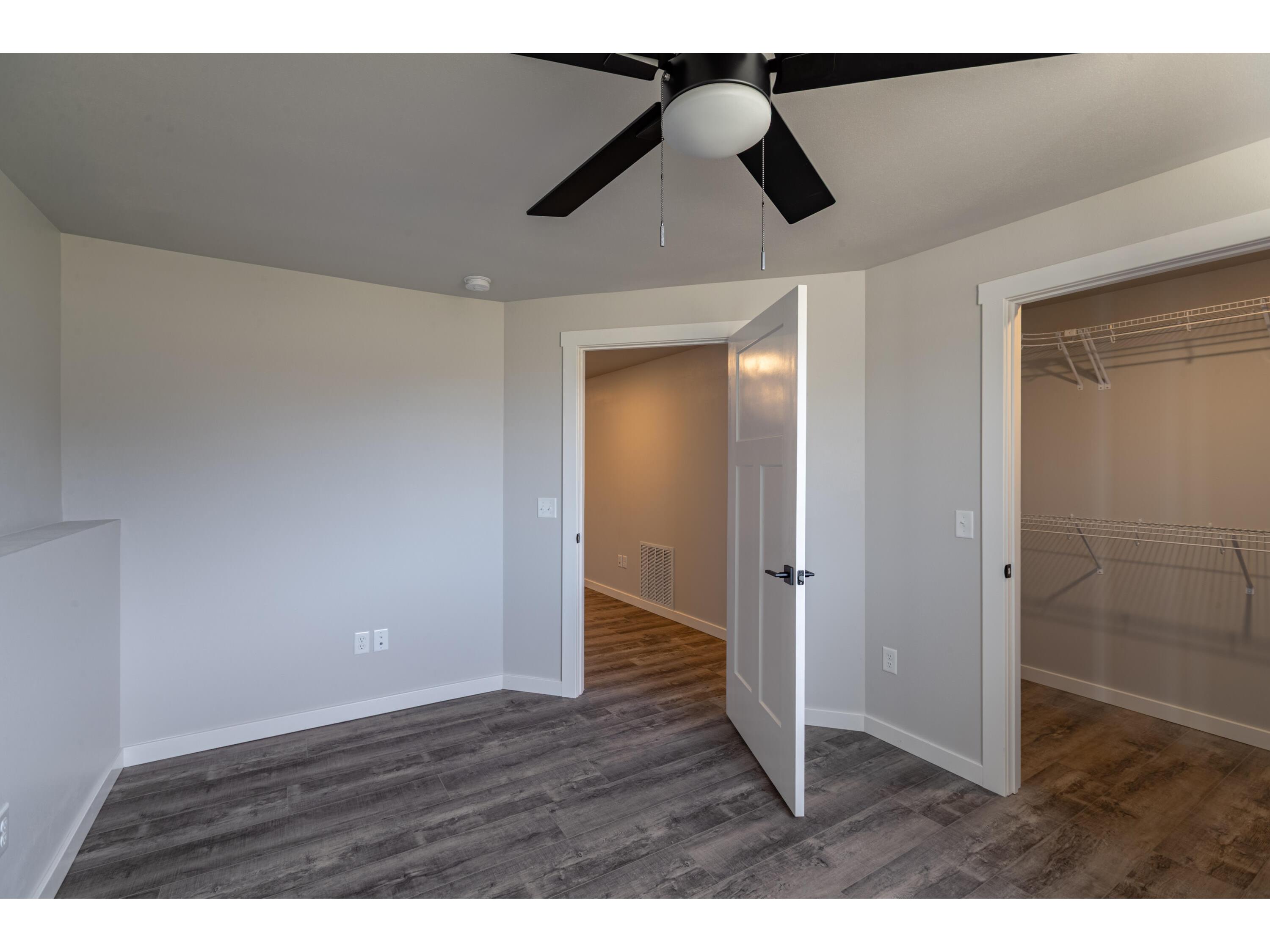 2210 Henry Johns Bangor WI 54614 1925532 image25