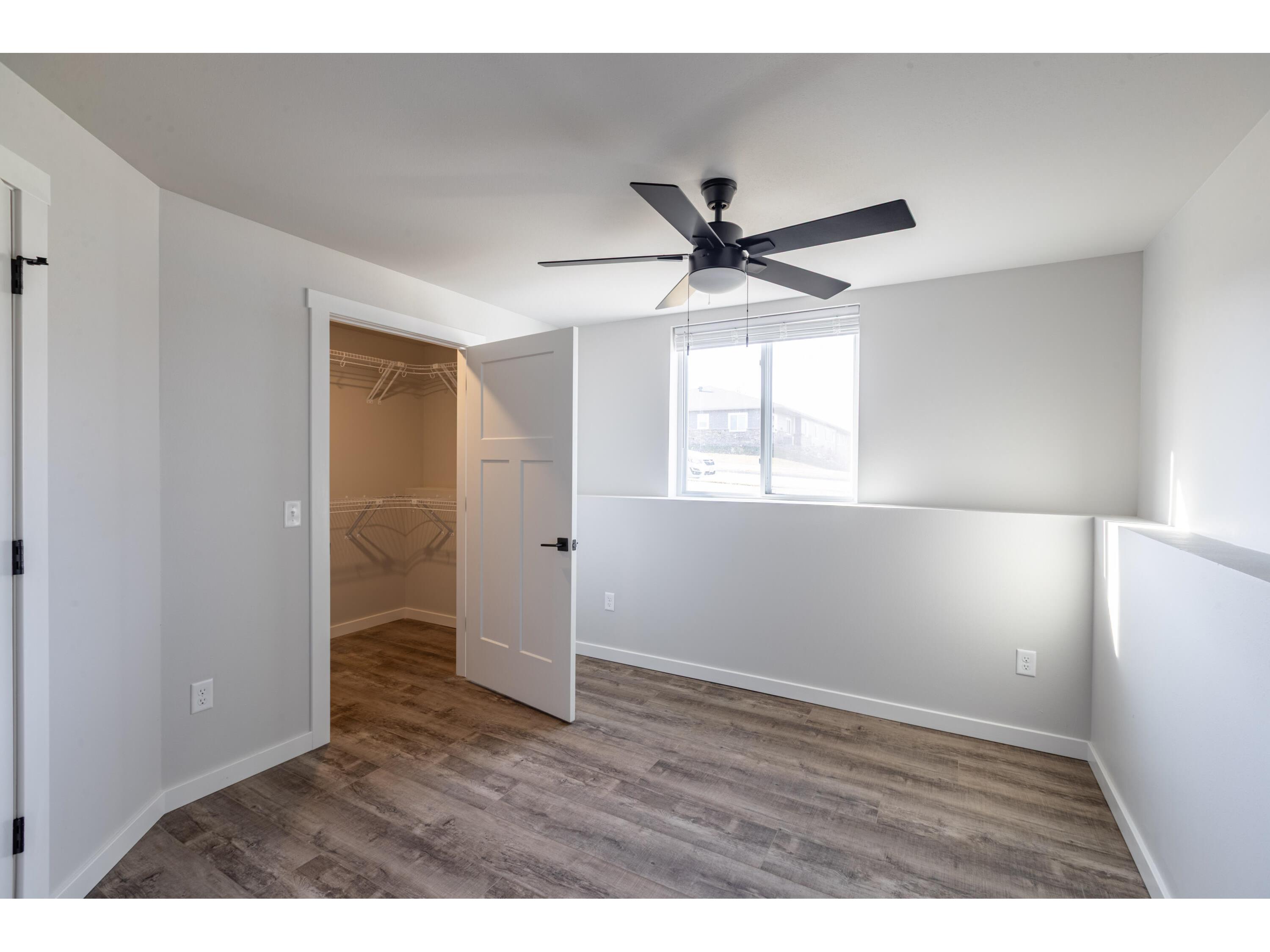 2212 Henry Johns Bangor WI 54614 1925529 image23