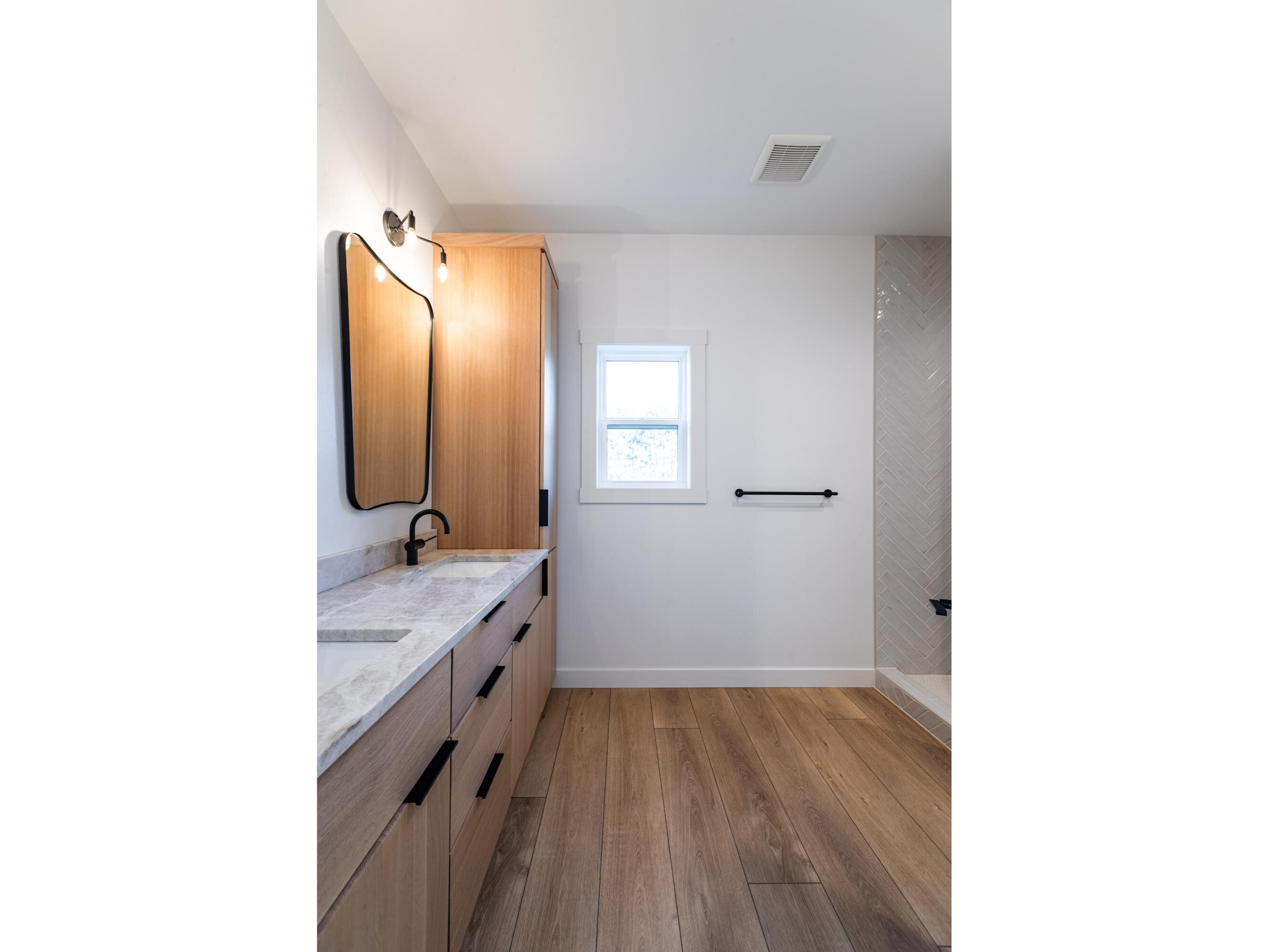 2214 Sierra Holmen WI 54636 1943566 image20