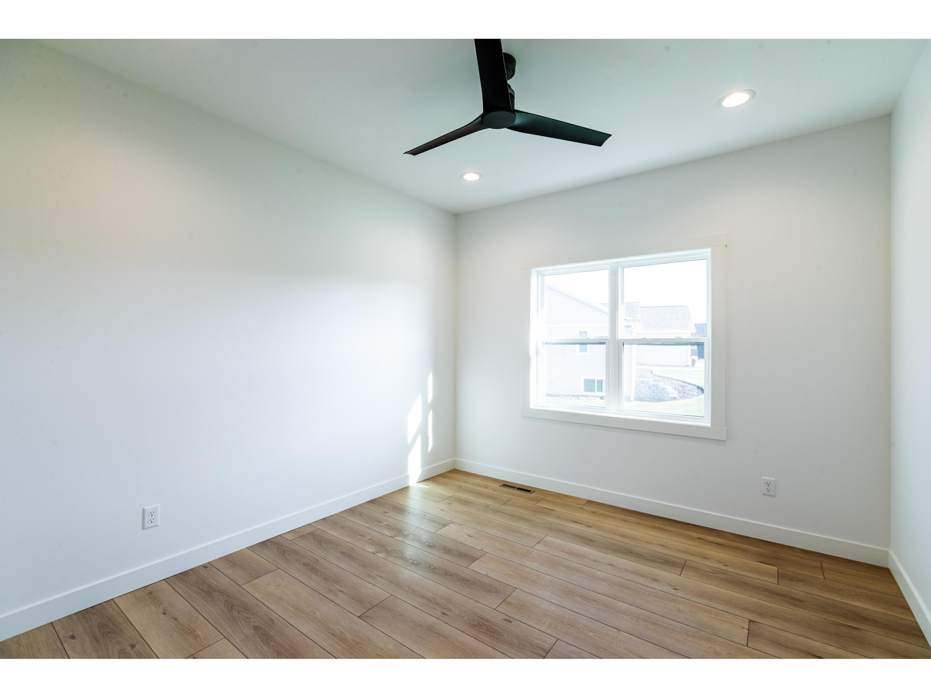 2214 Sierra Holmen WI 54636 1943566 image28