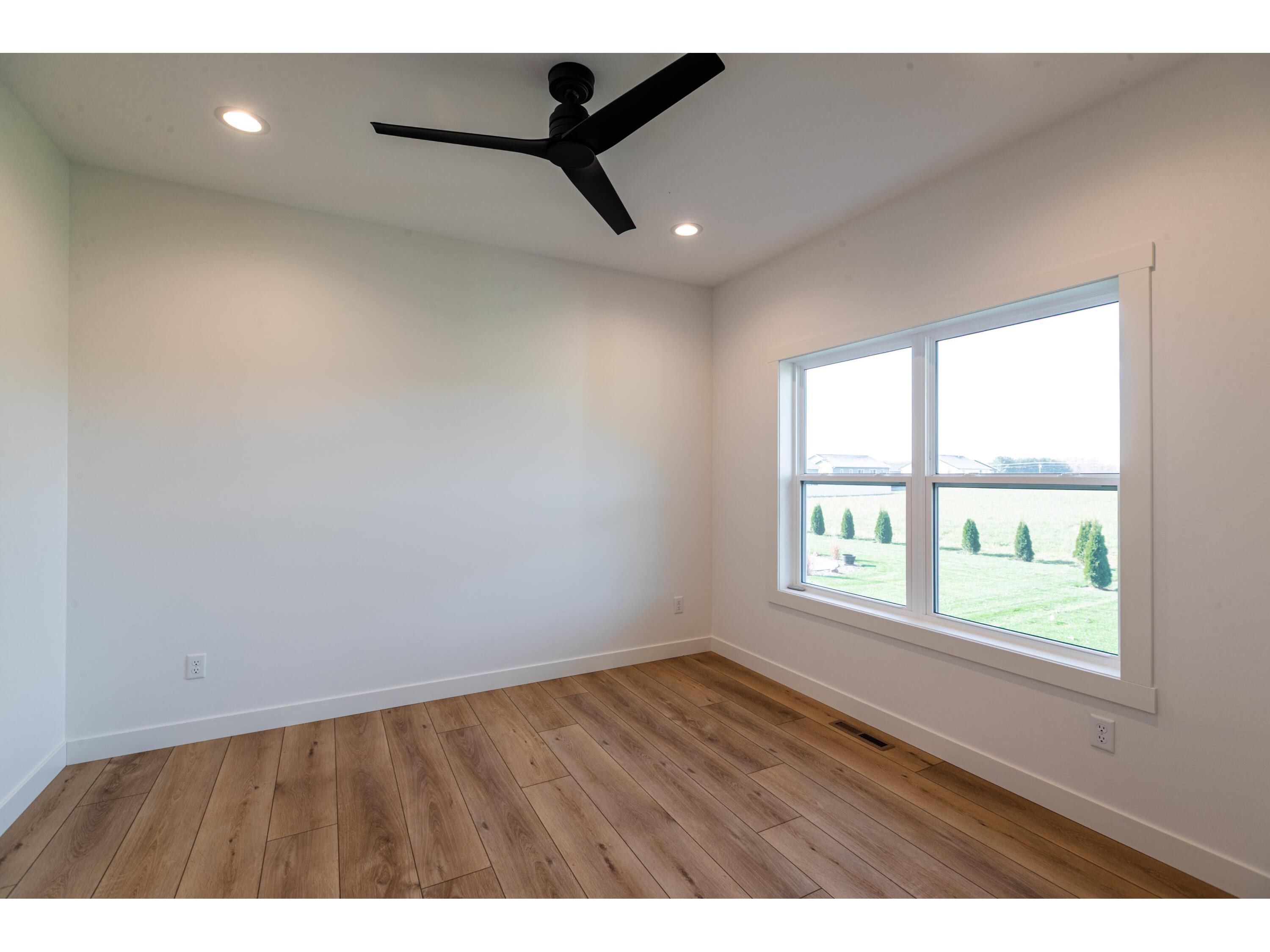 2214 Sierra Holmen WI 54636 1943566 image30