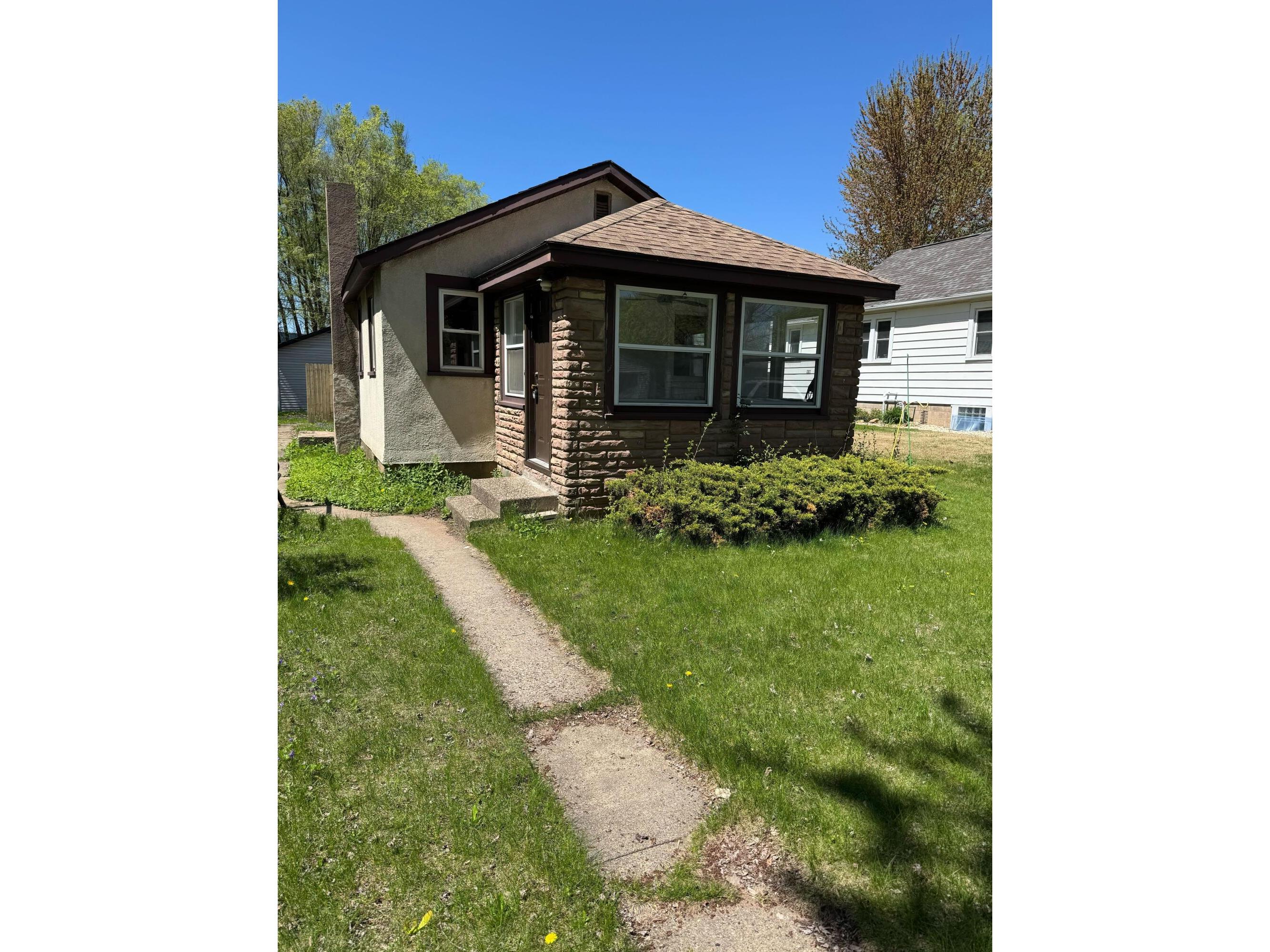 2217 LIBERTY La Crosse WI 54601 1906103 image1