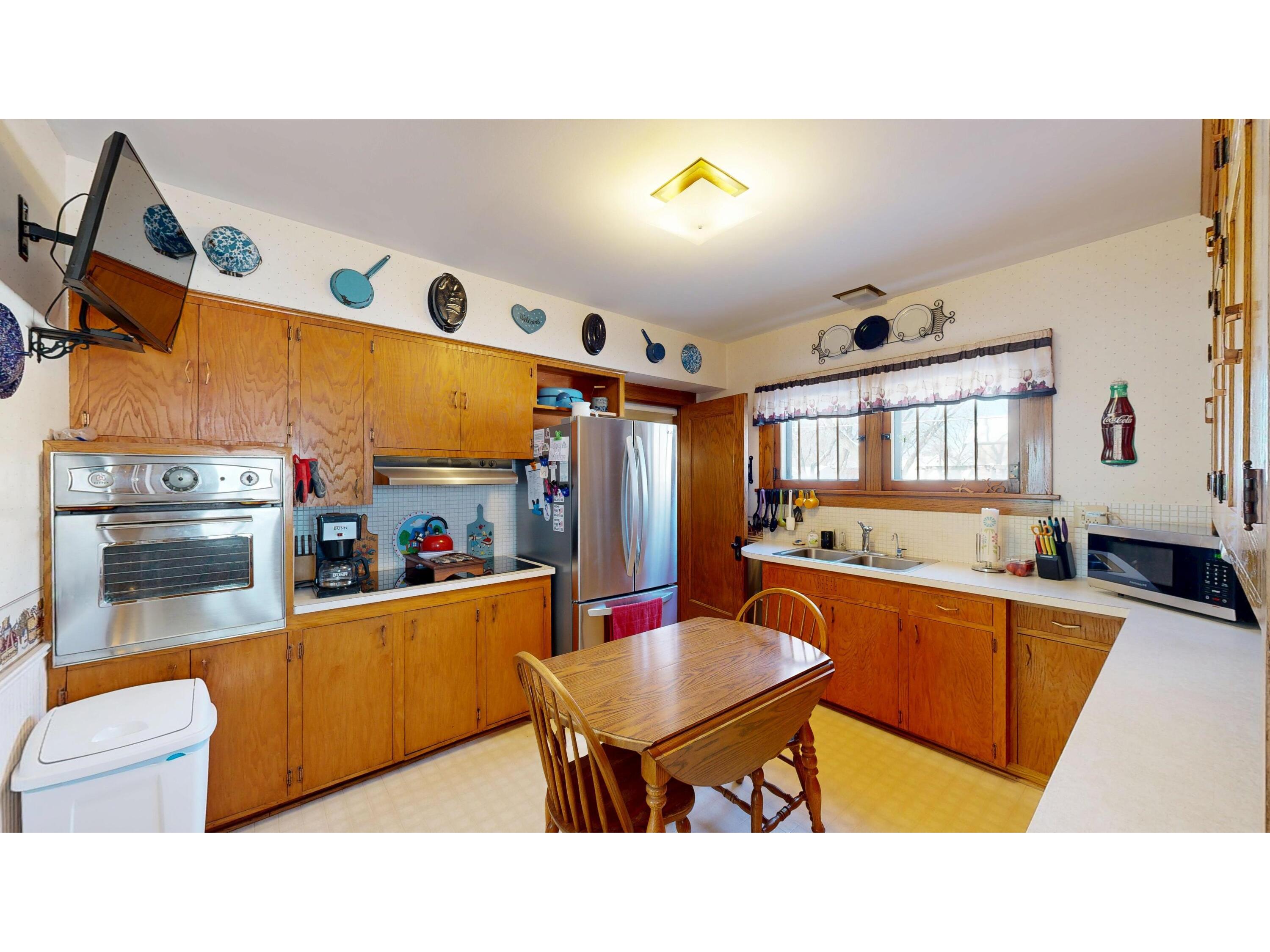 223 N Washington Viroqua WI 54665 1944637 image6