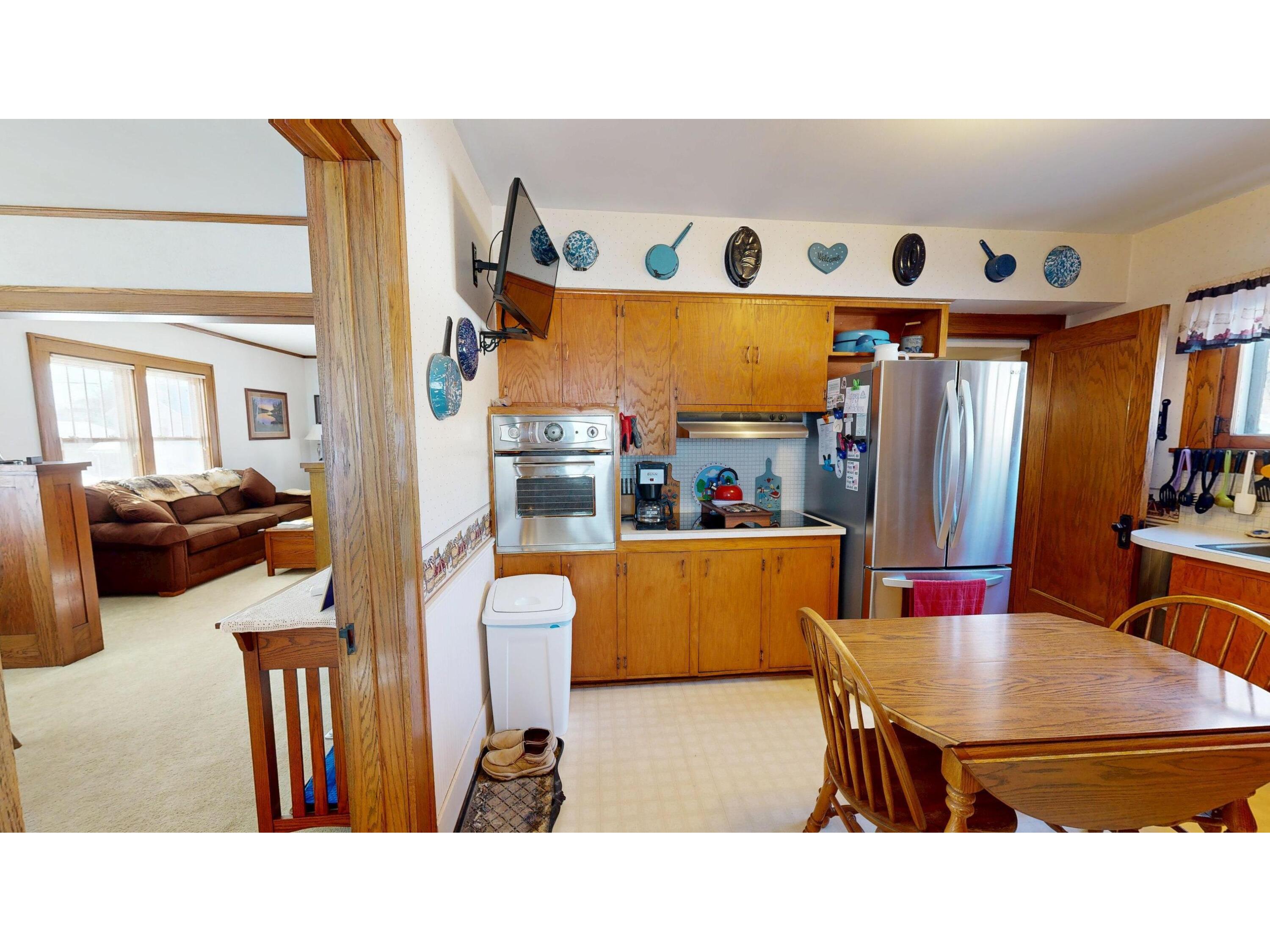 223 N Washington Viroqua WI 54665 1944637 image7