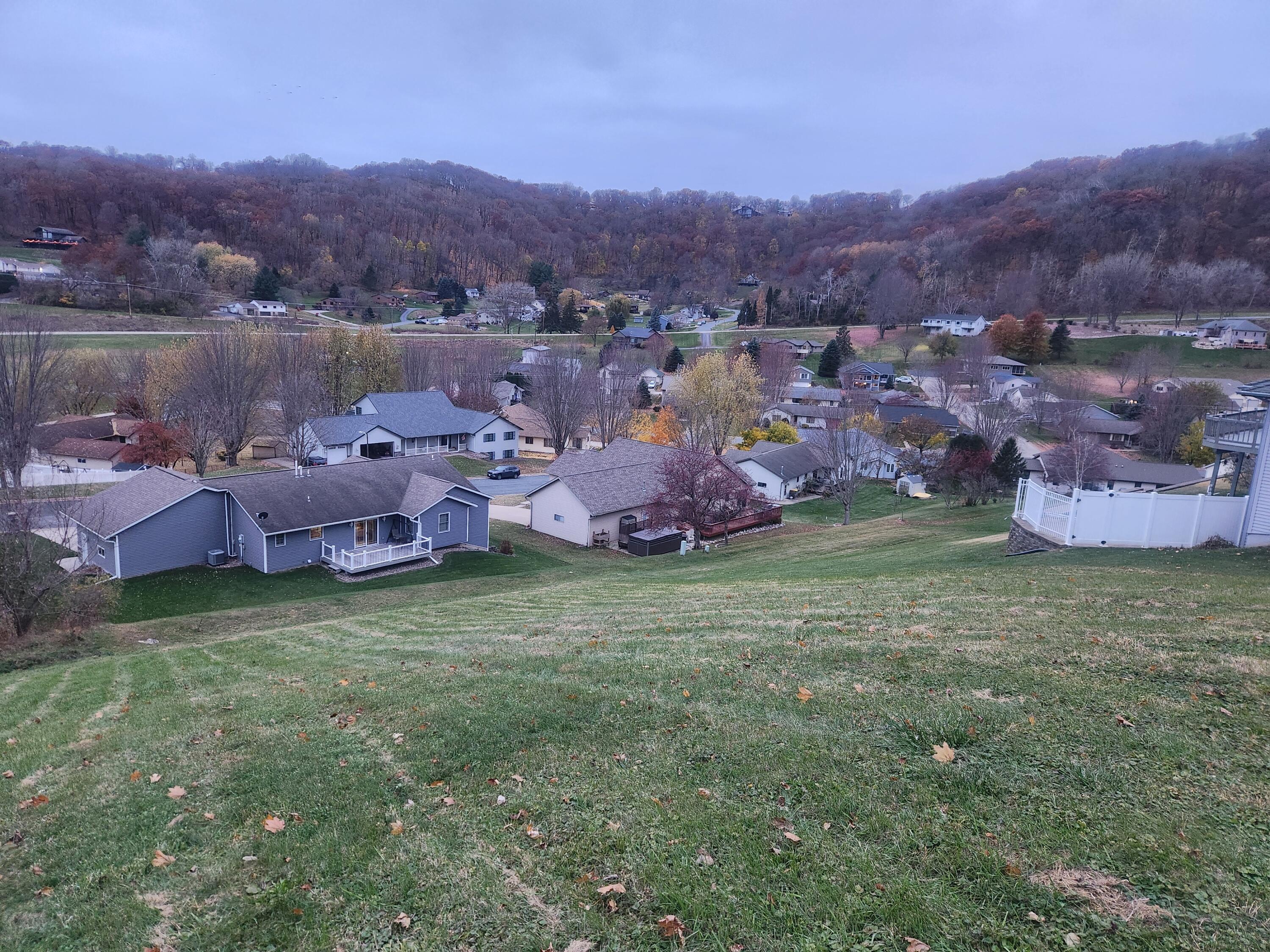 225 Red Apple La Crescent MN 55943 1941286 image2