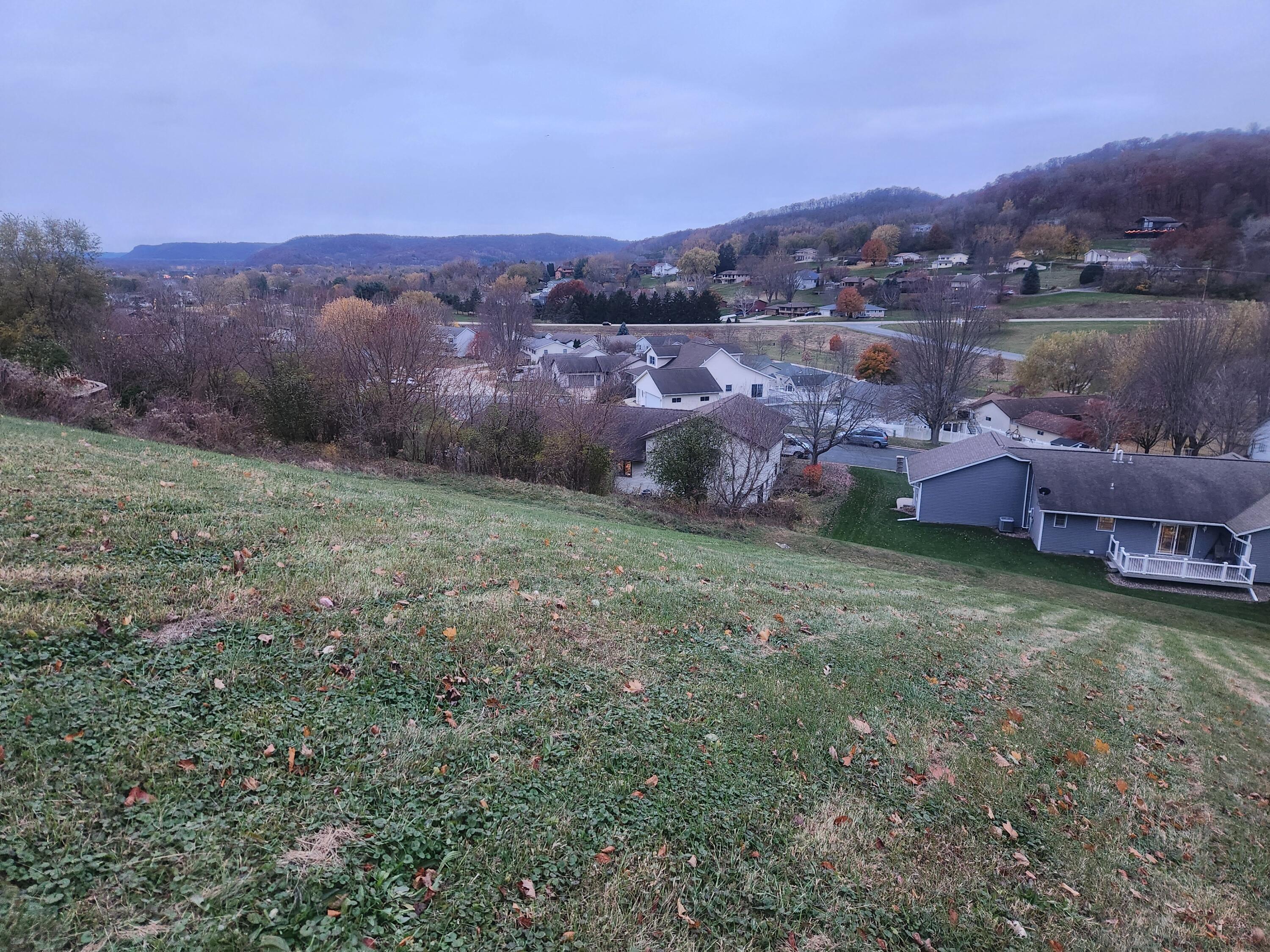 225 Red Apple La Crescent MN 55943 1941286 image3