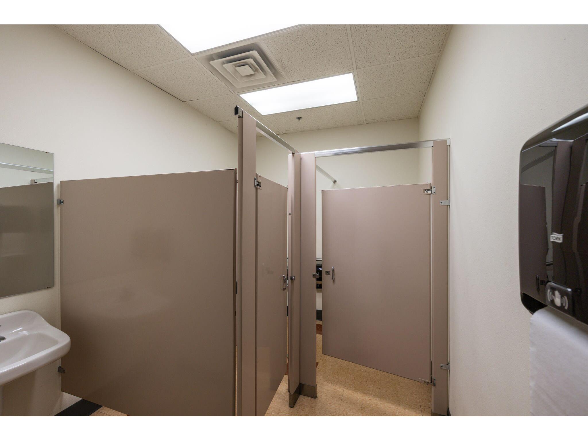 225 Sand Lake Onalaska WI 54650 1951933 image13