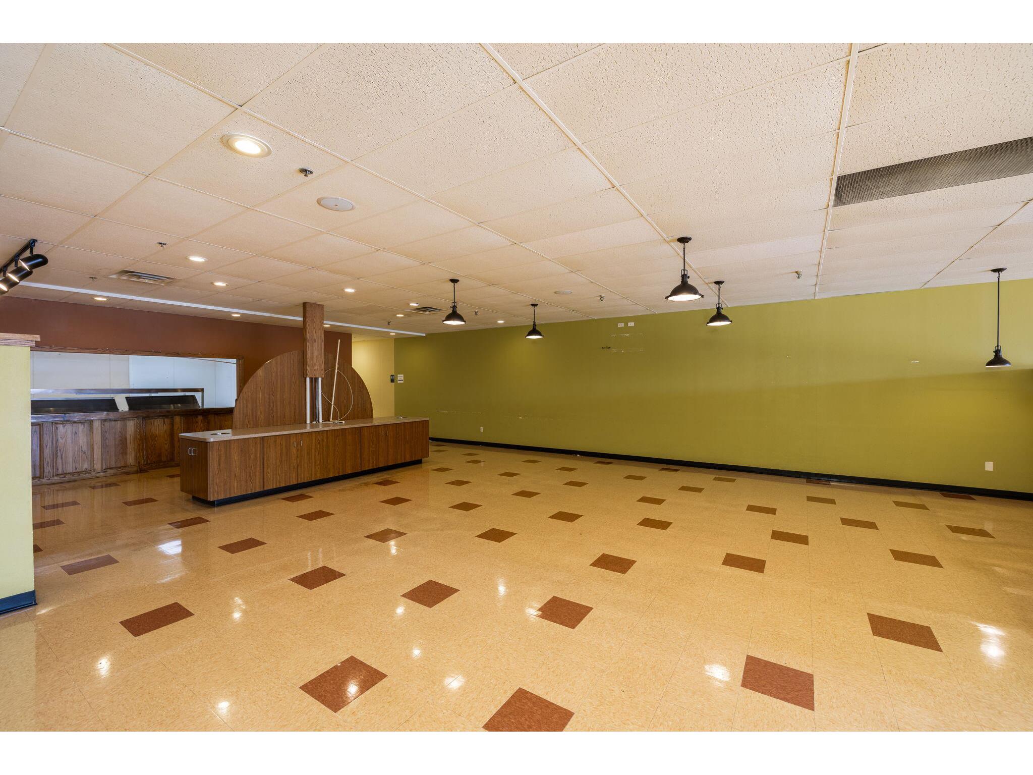 225 Sand Lake Onalaska WI 54650 1951933 image4